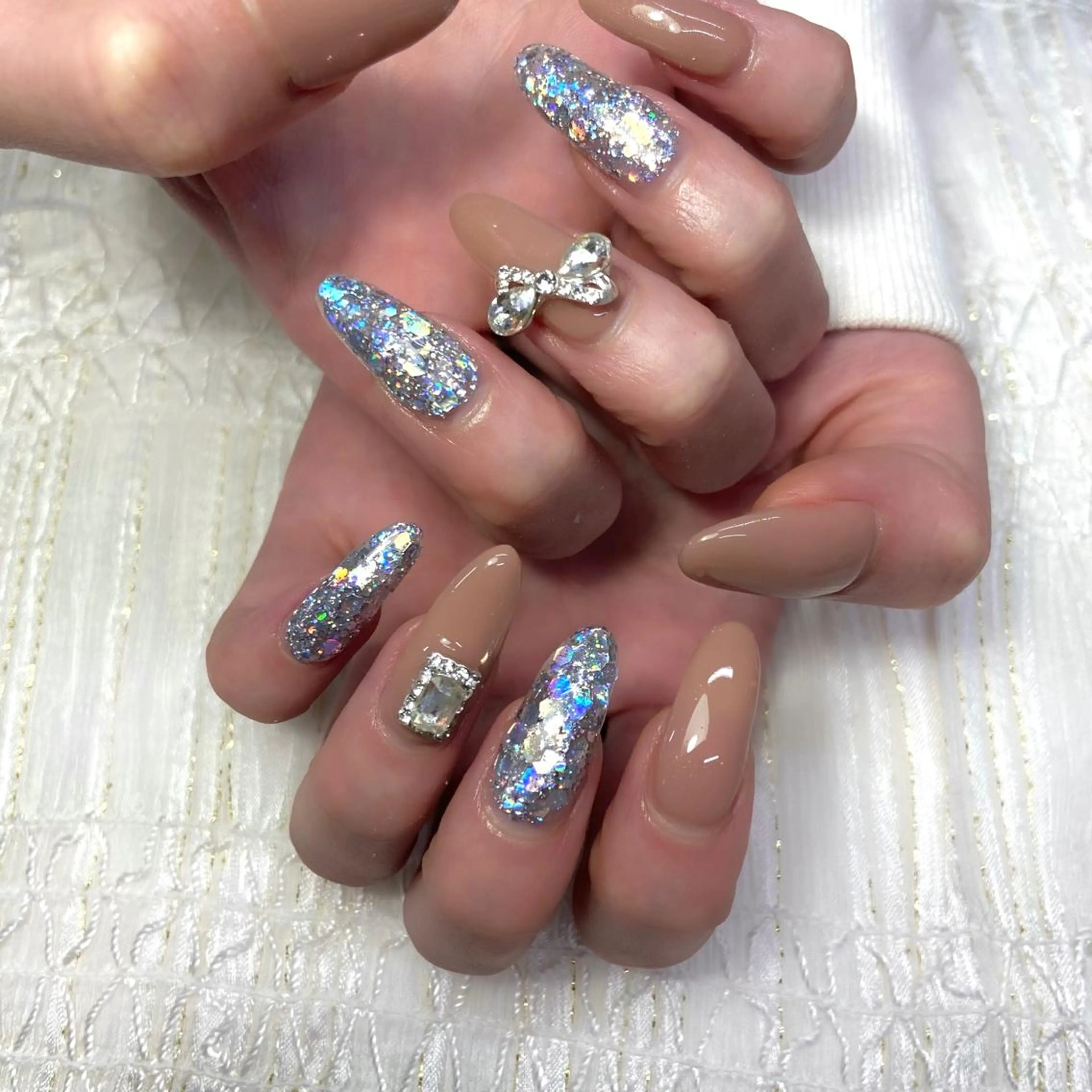 ネイル HIKARI 4uまつ毛ネイルのネイルデザイン