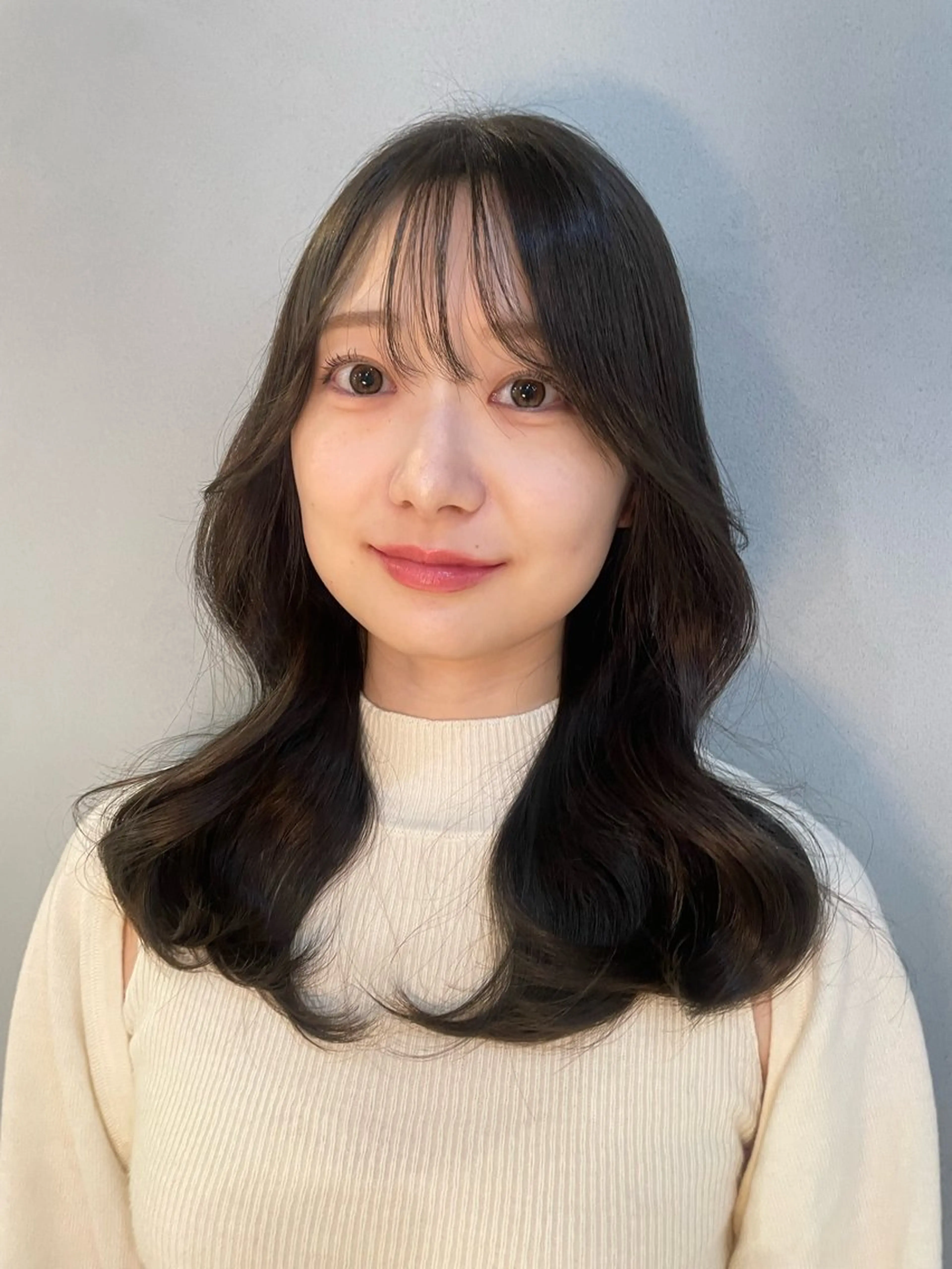 セミロング see. REIRAのヘアスタイル