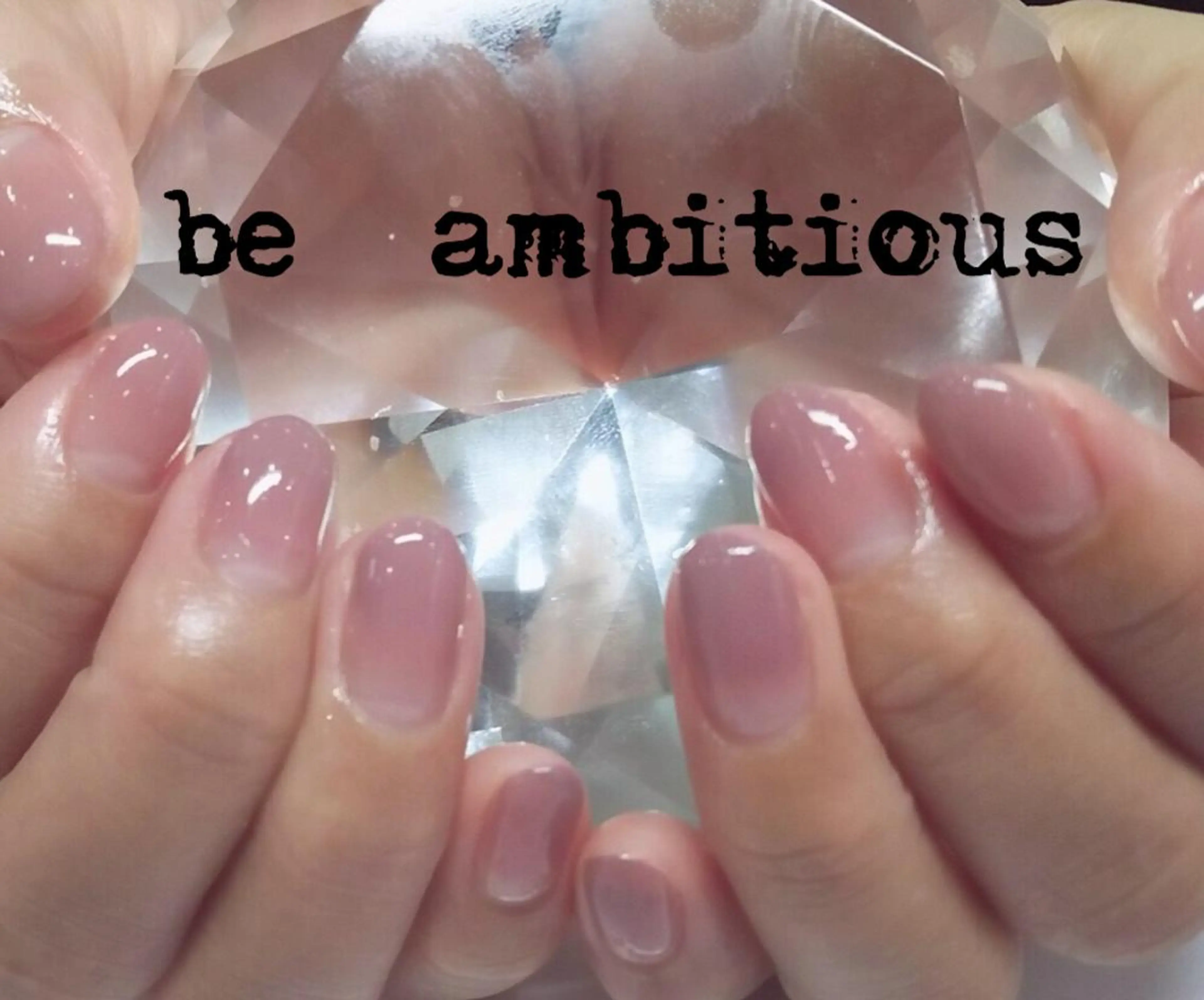 ネイル シンプルネイル EMIKOのネイルデザイン