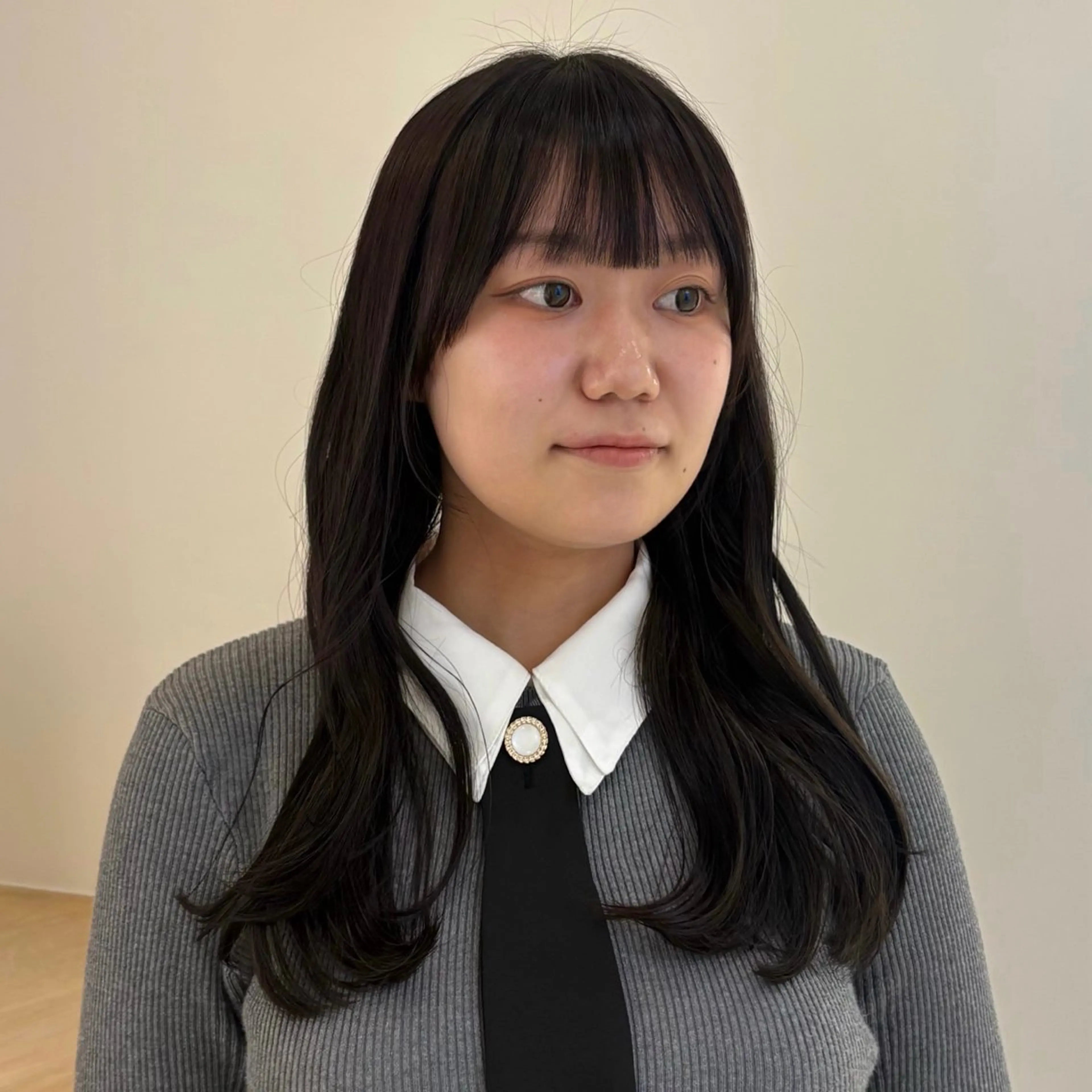 ロング ヘアカラー トリートメント 蓑輪璃央 ミディアムレイヤーのヘアスタイル