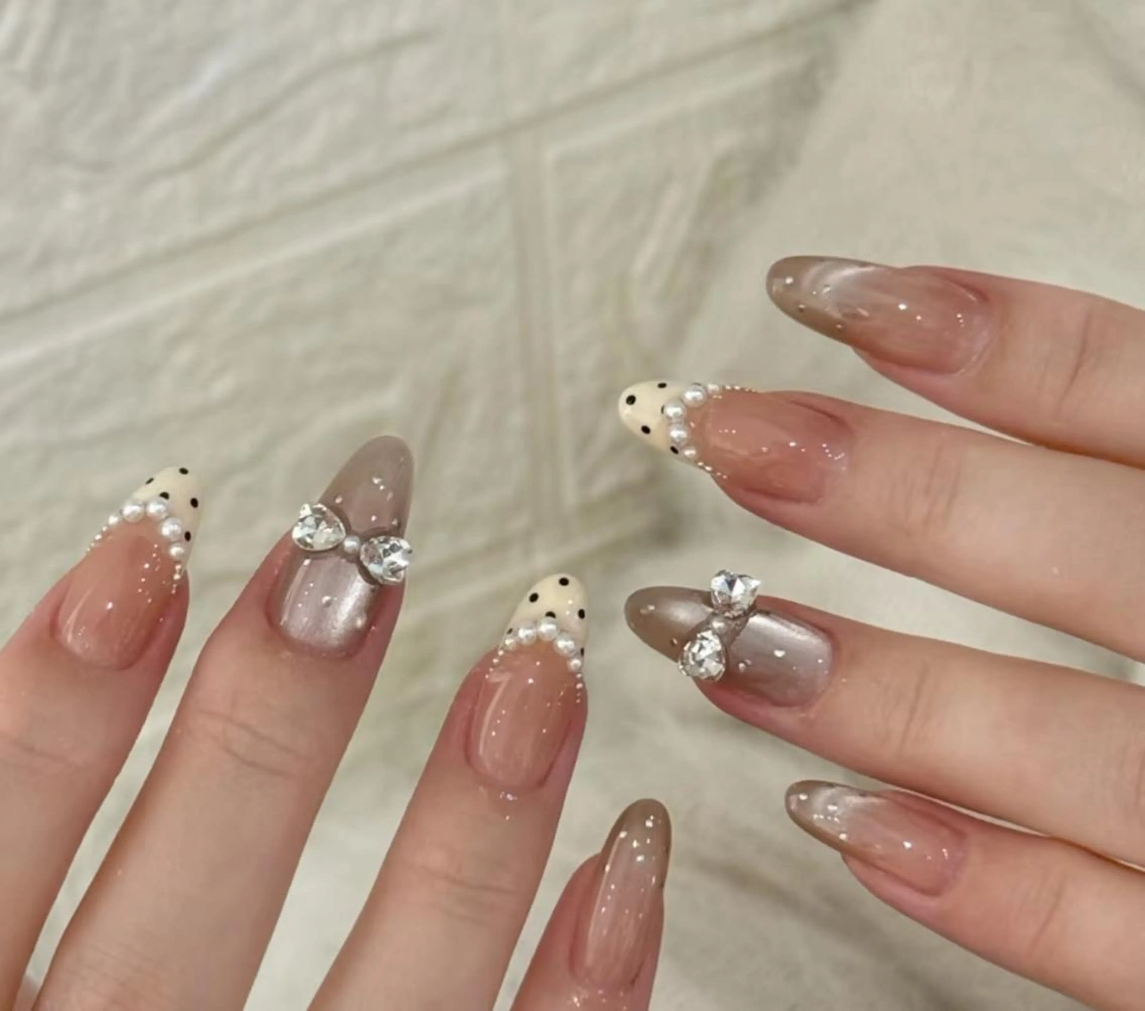 ネイル ハンドネイル エリ🫧 nail池袋東口のネイルデザイン