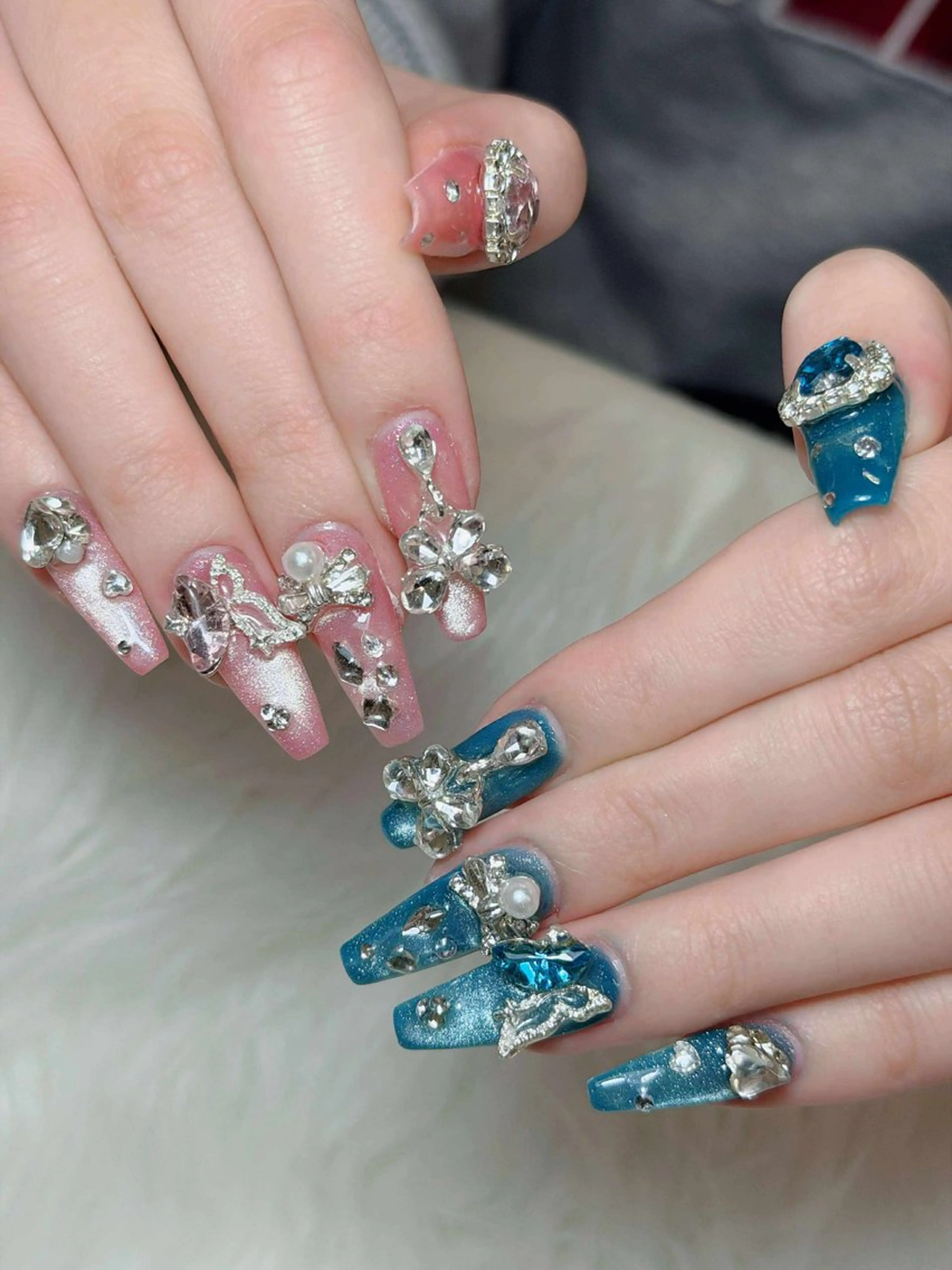 ネイル オーロラネイル チークネイル フットネイル フレンチネイル 韓国ネイル ハンドネイル Lumi Nailのネイルデザイン