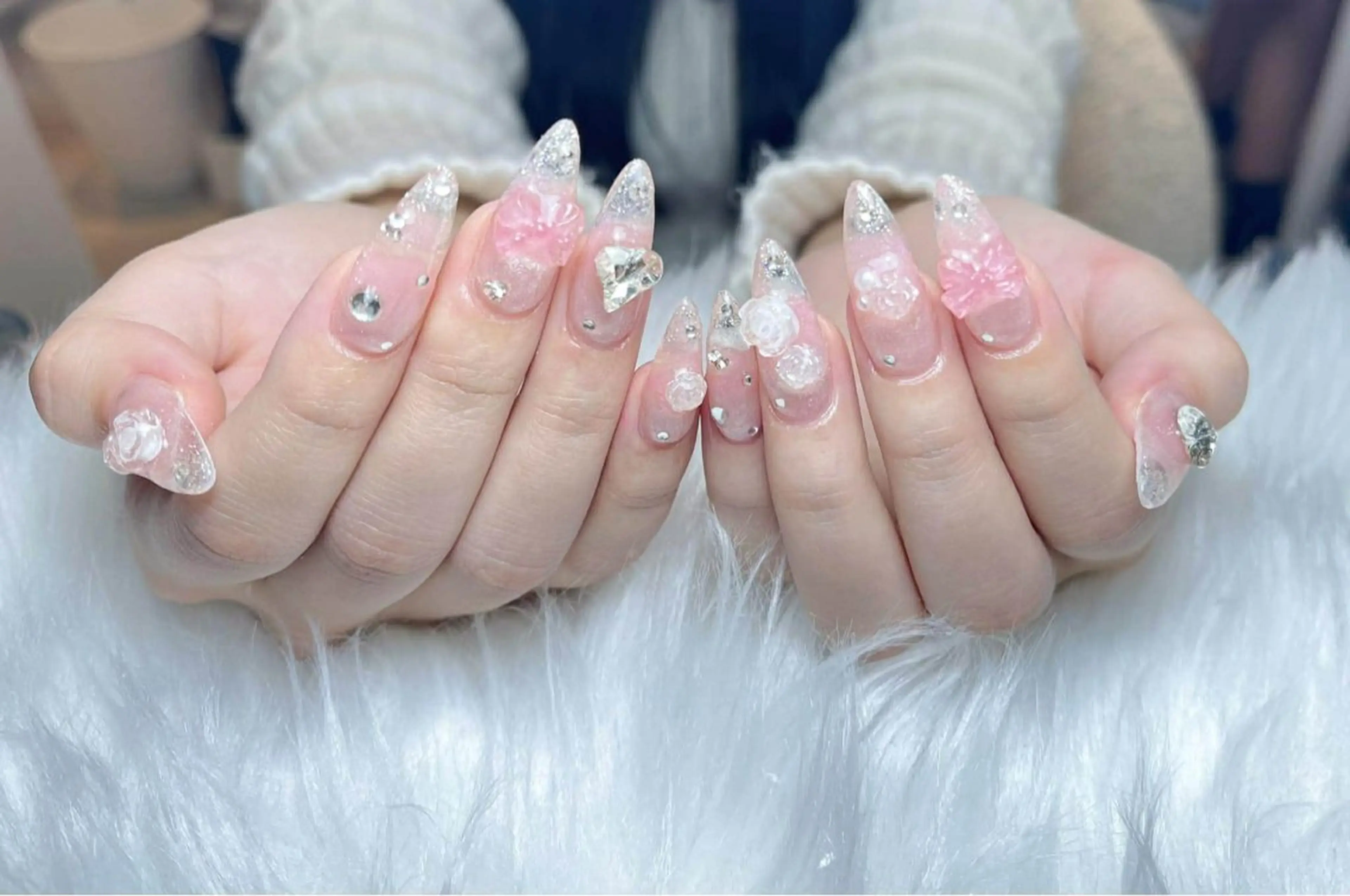 ネイル フレンチネイル ジェルネイル ガーリー 韓国ネイル ロングネイル ハンドネイル NieNail Nezukoのネイルデザイン