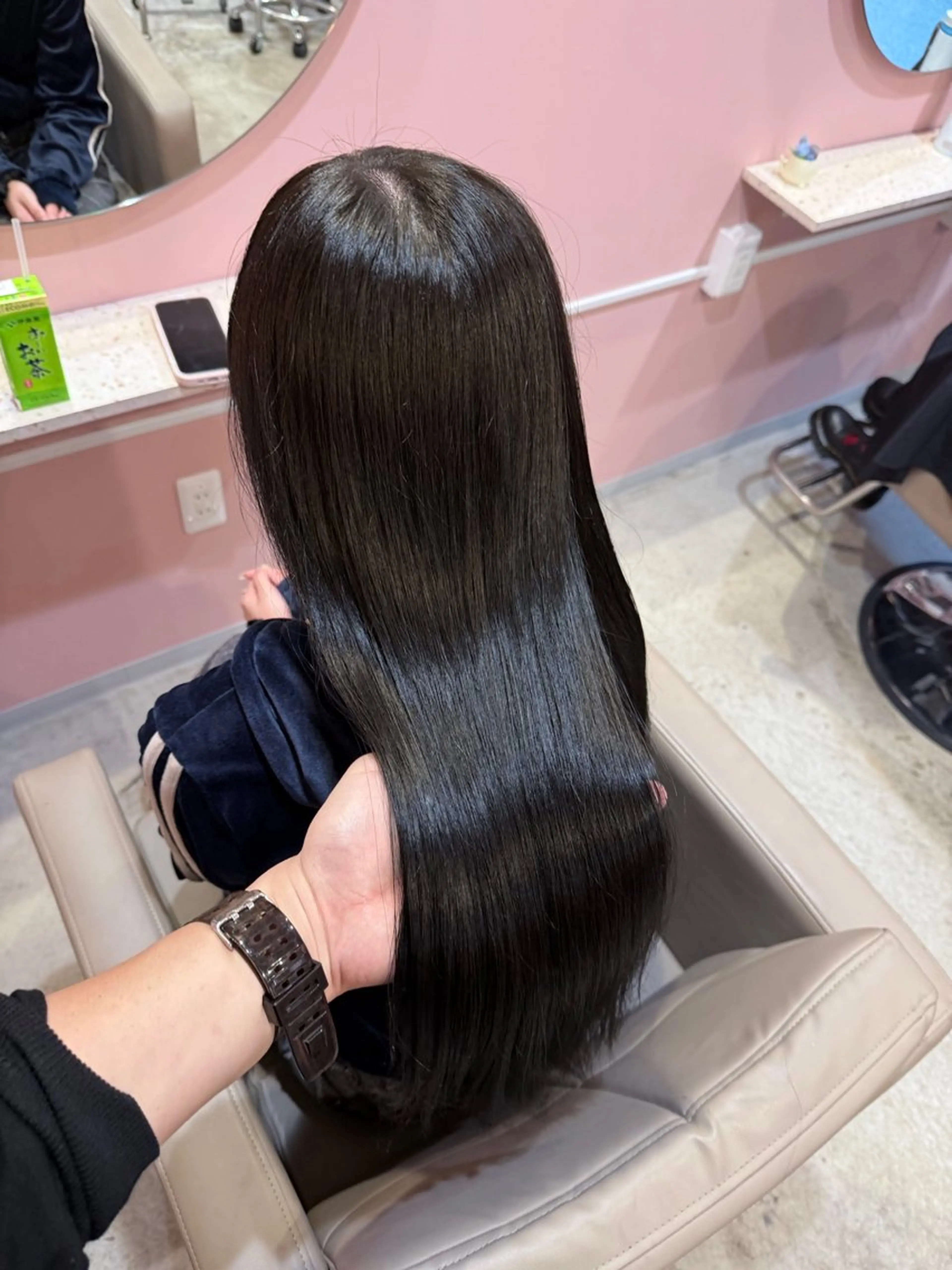 ロング カラー ロングレイヤー アッシュ ベージュカラー ケアカラー 透明感カラー カット 縮毛矯正 レイヤー/梅田/ HIKARU🍀のヘアスタイル