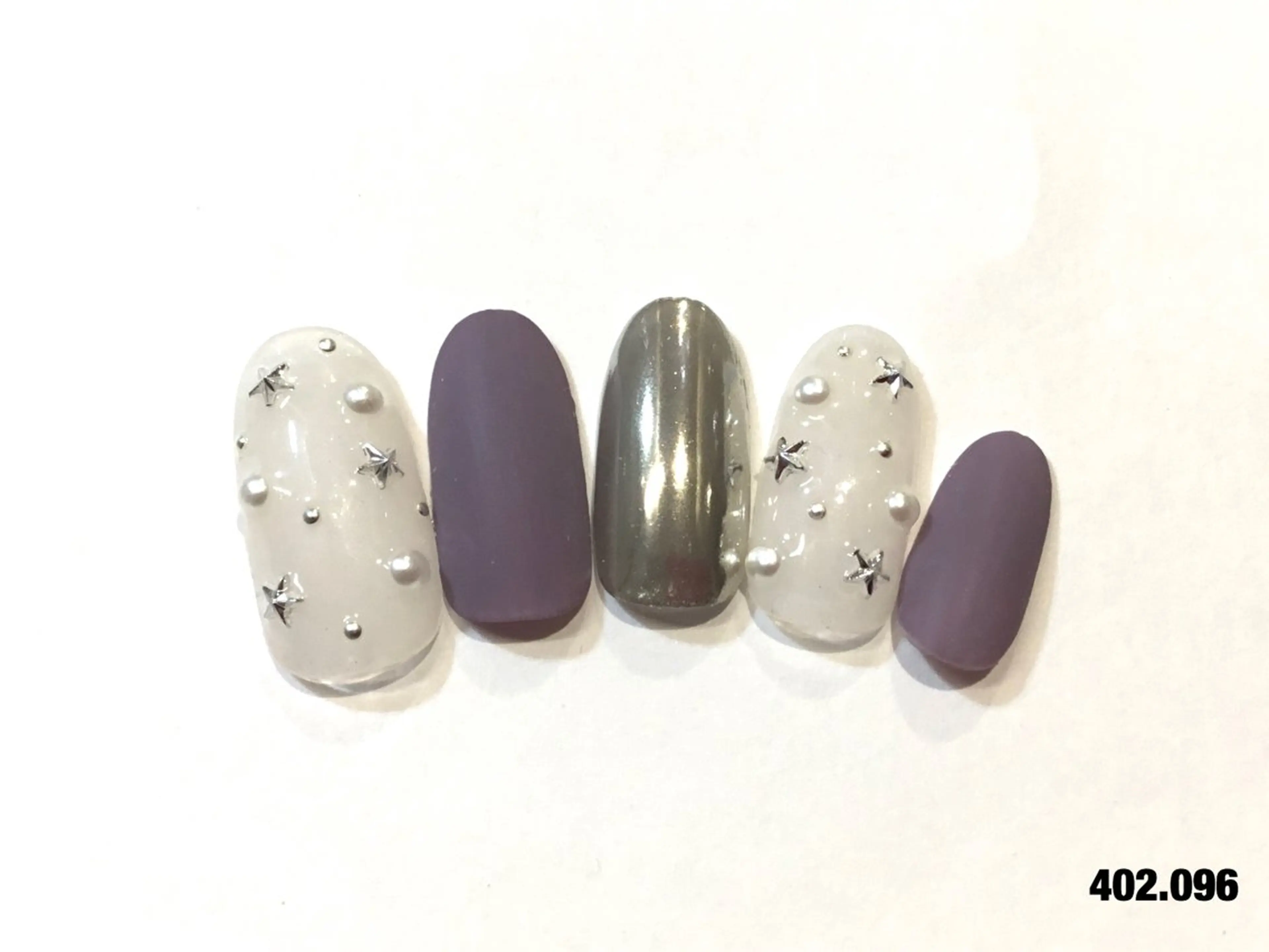 ネイル BOUNAIL 藤原のネイルデザイン