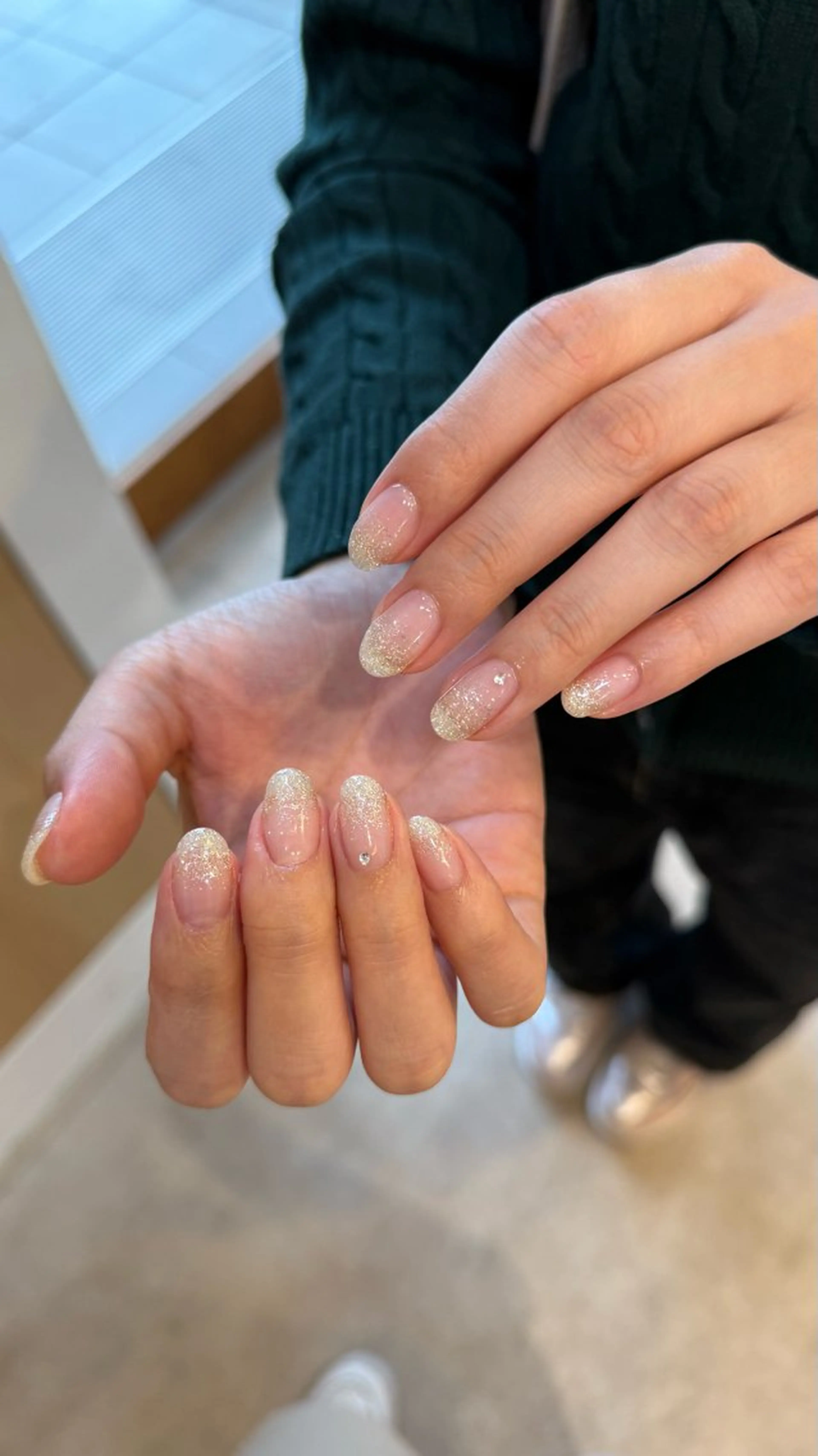 ネイル ストーンネイル nailscue hinonのネイルデザイン