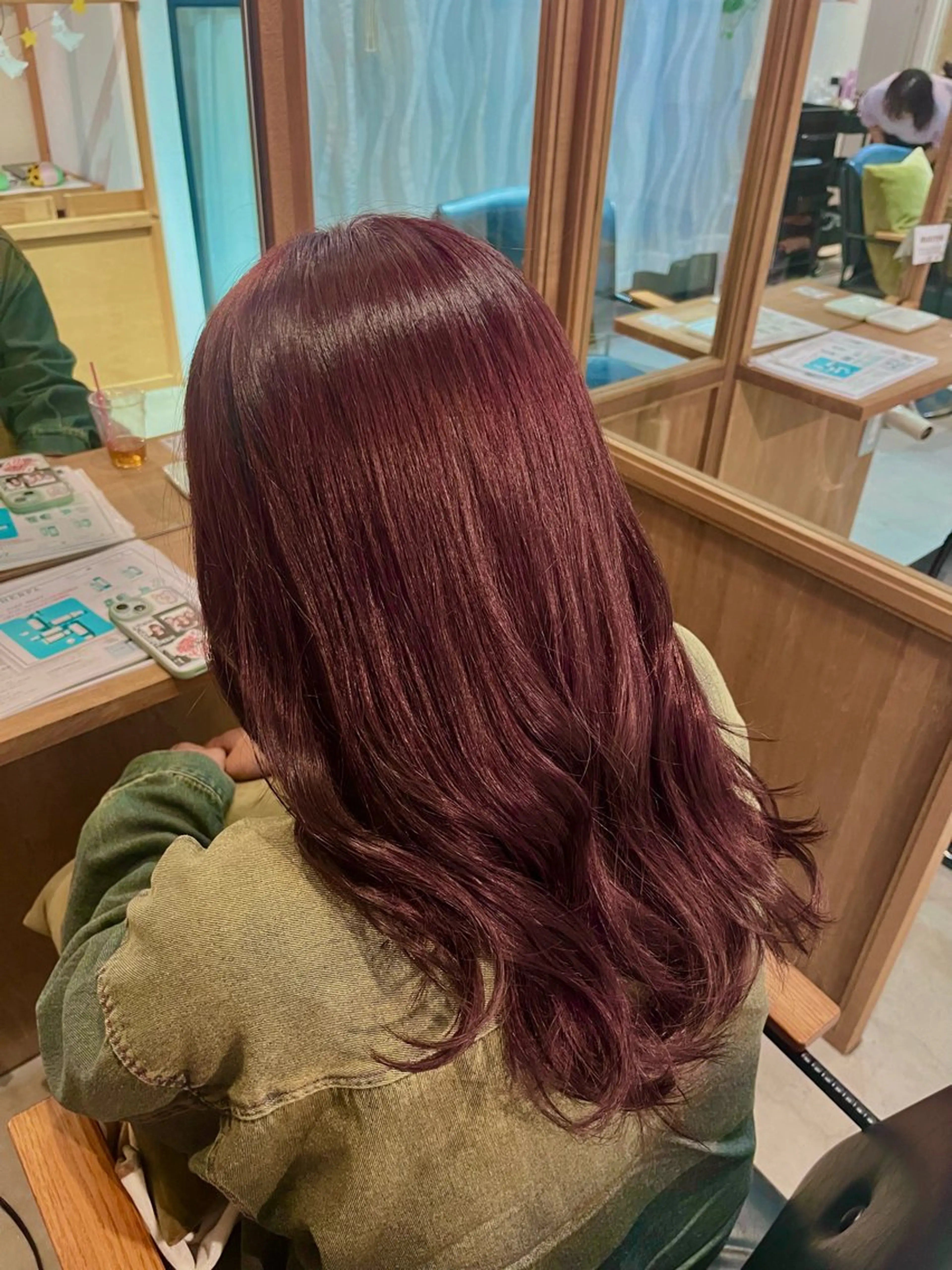 セミロング カラー ブリーチ ラベンダーカラー ピンクカラー ピンクラベンダー FERIA池田 神原萌花のヘアスタイル