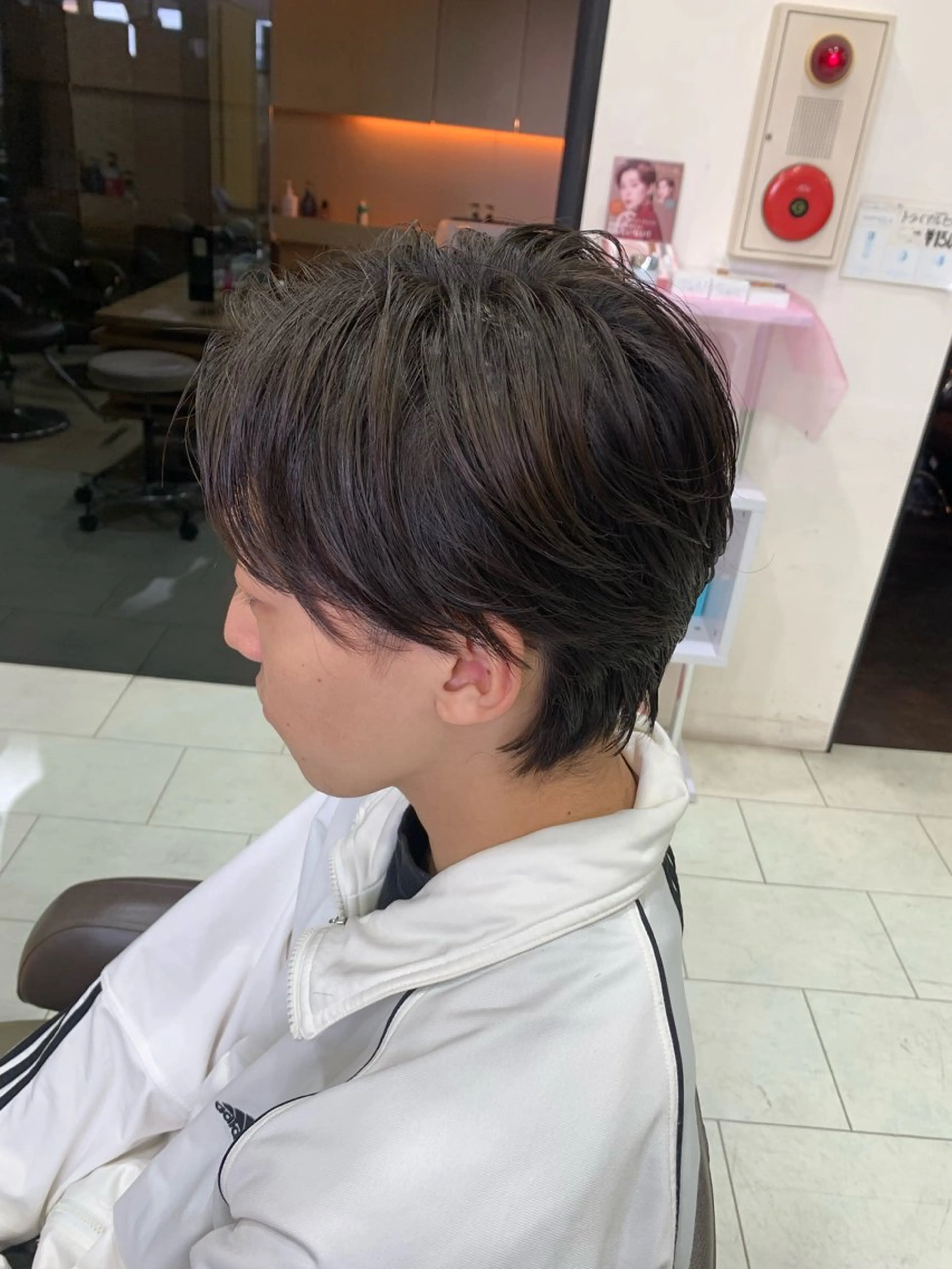 メンズ 韓国レイヤー/センタ ーパート/坂本翔のヘアスタイル