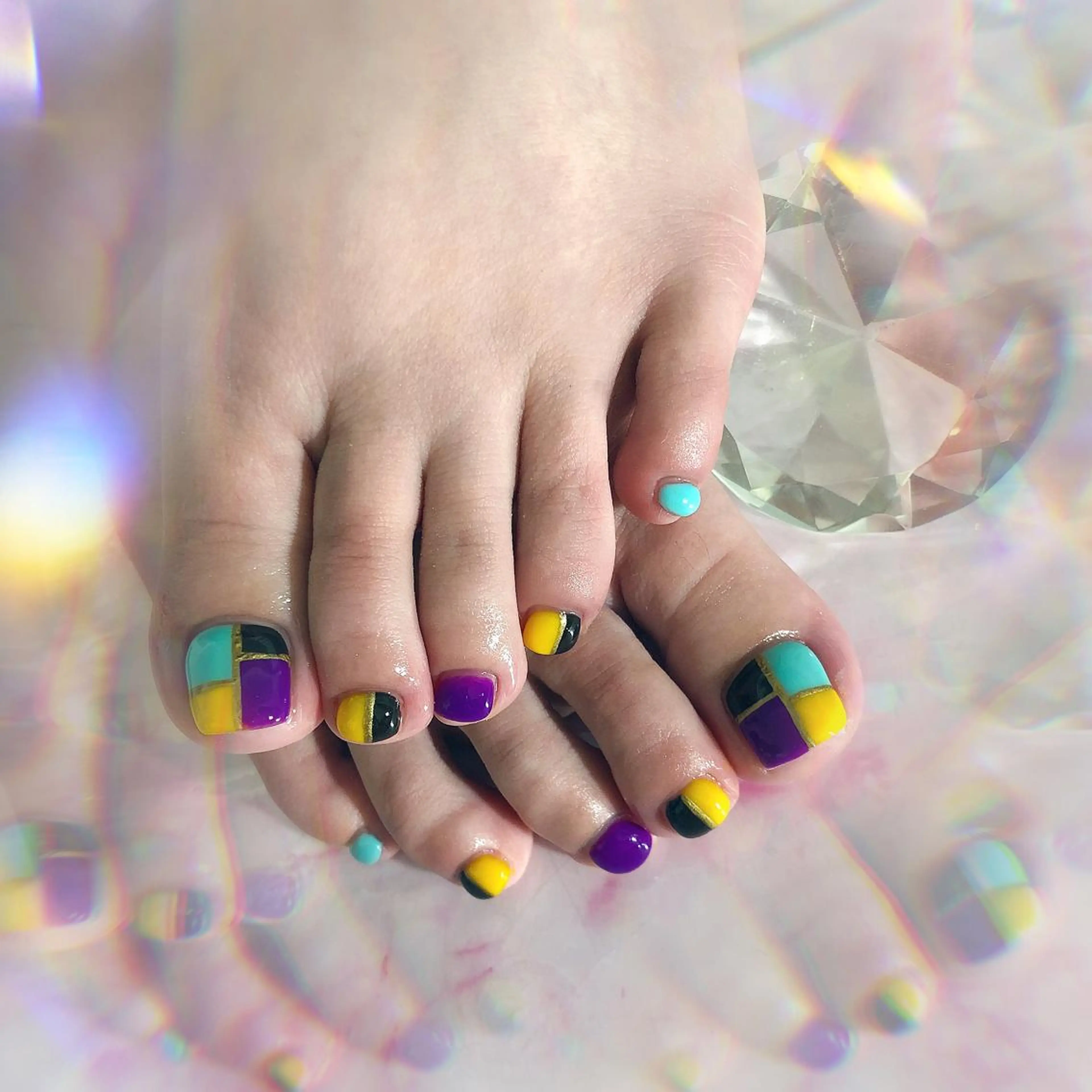 ミディアム ネイル フットネイル 💎ビューティサロン 湘南　RIRAN💎のネイルデザイン