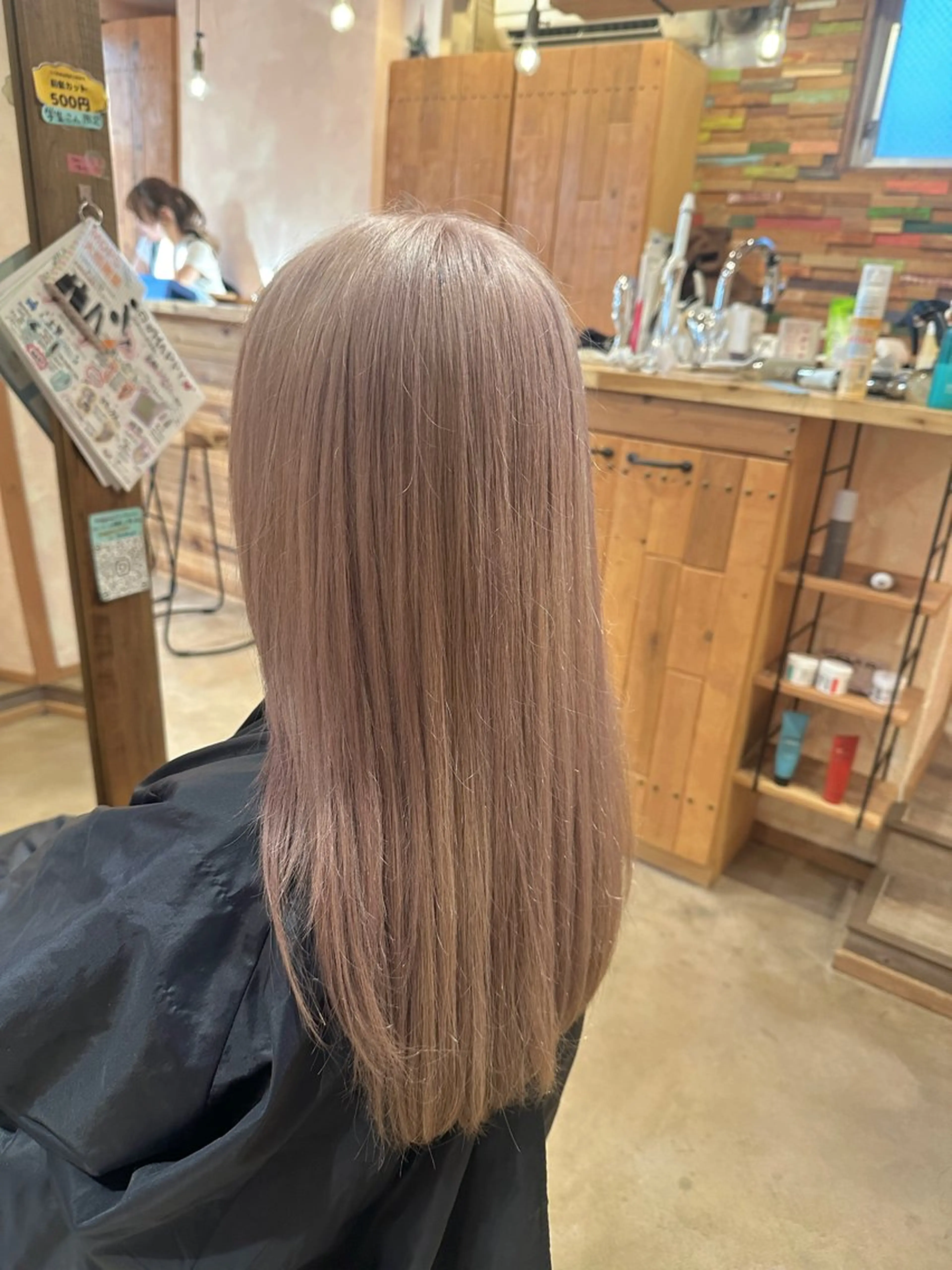 ロング カラー ベージュカラー ブリーチ ホワイトベージュ カット ヘアカラー なずな 🧚のヘアスタイル