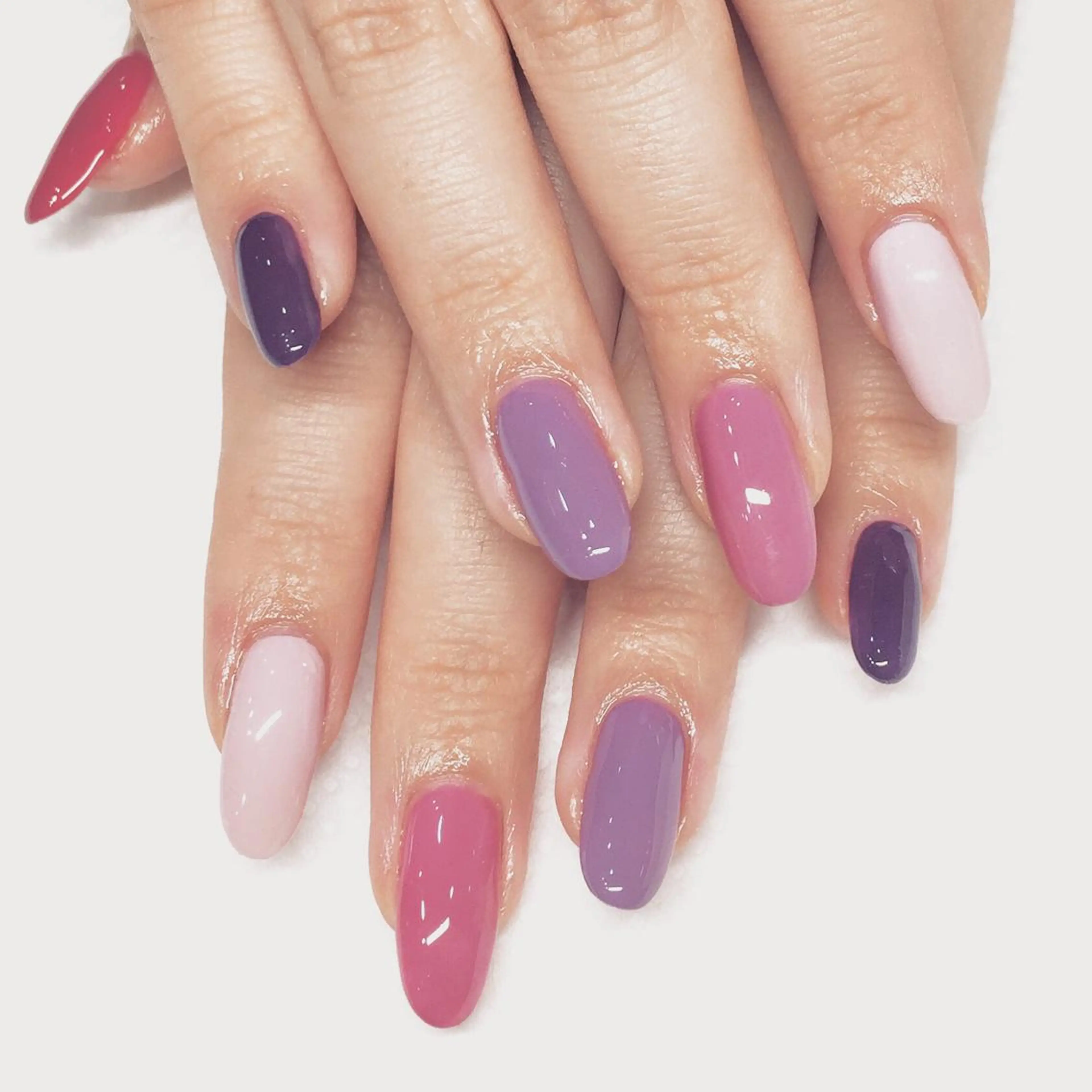 ネイル ワンカラーネイル ガールネイルサロン所属・ガール ネイルサロンのネイルデザイン