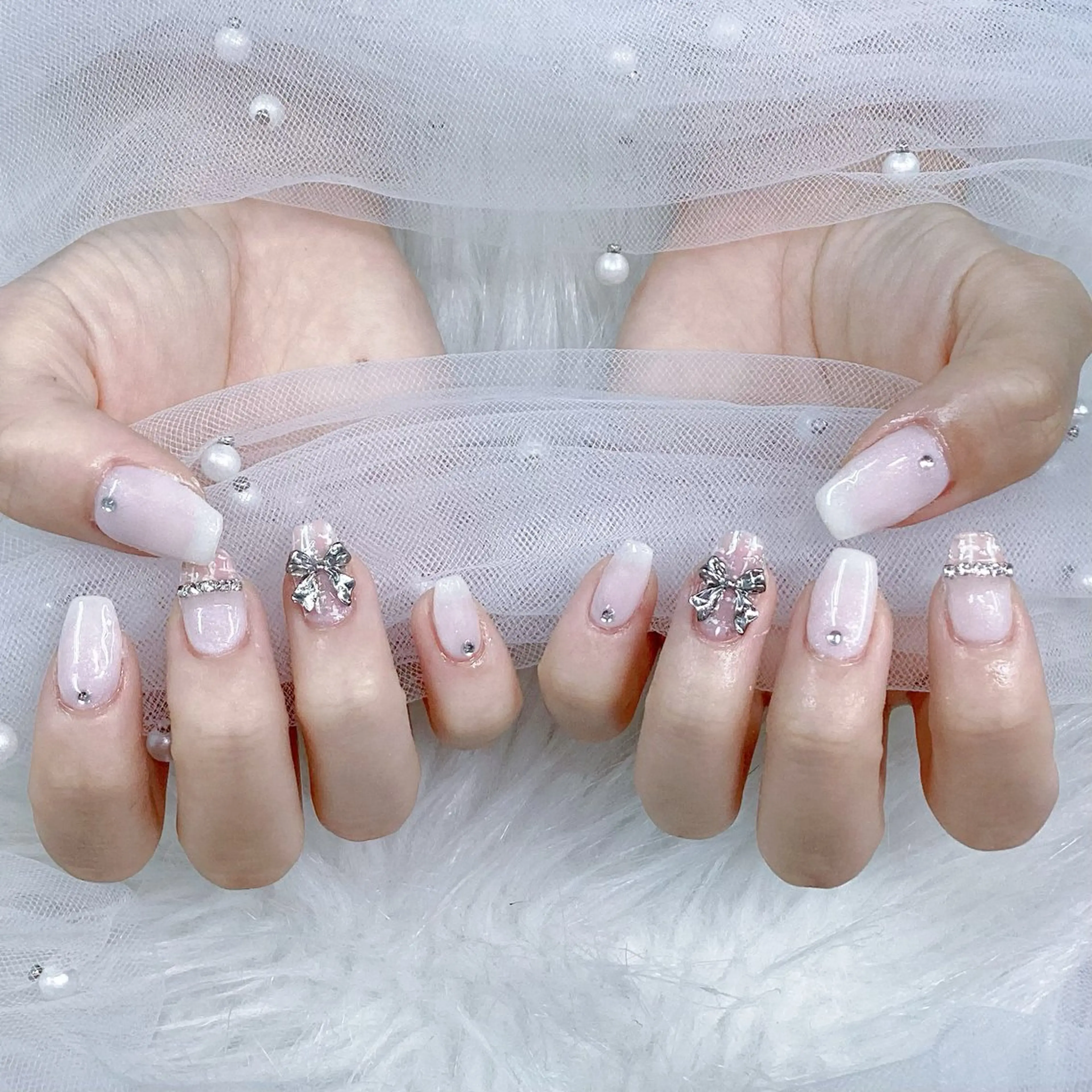 ネイル パーツ全部¥110 サロンミミのネイルデザイン