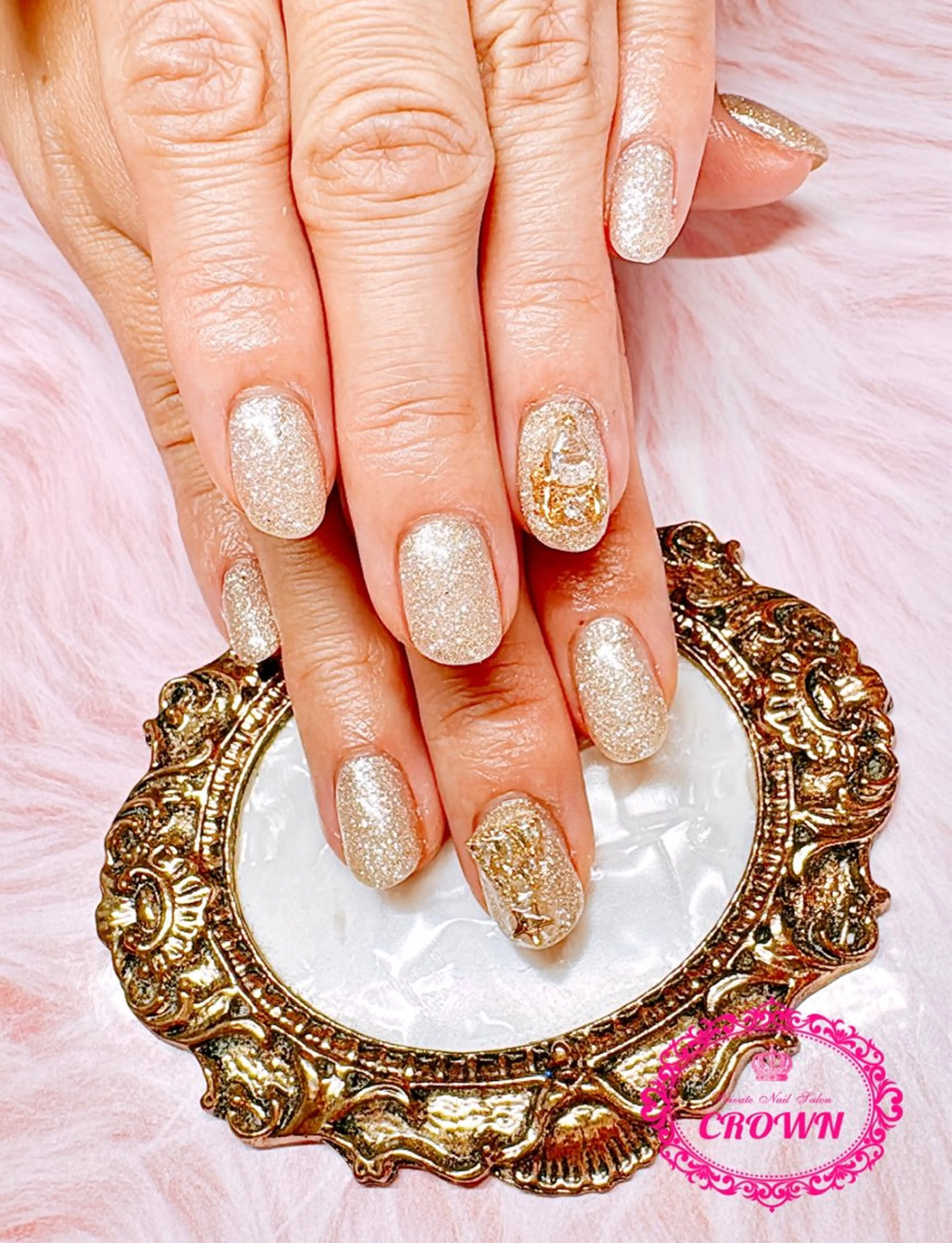 ネイル CROWN プライベートサロンのネイルデザイン