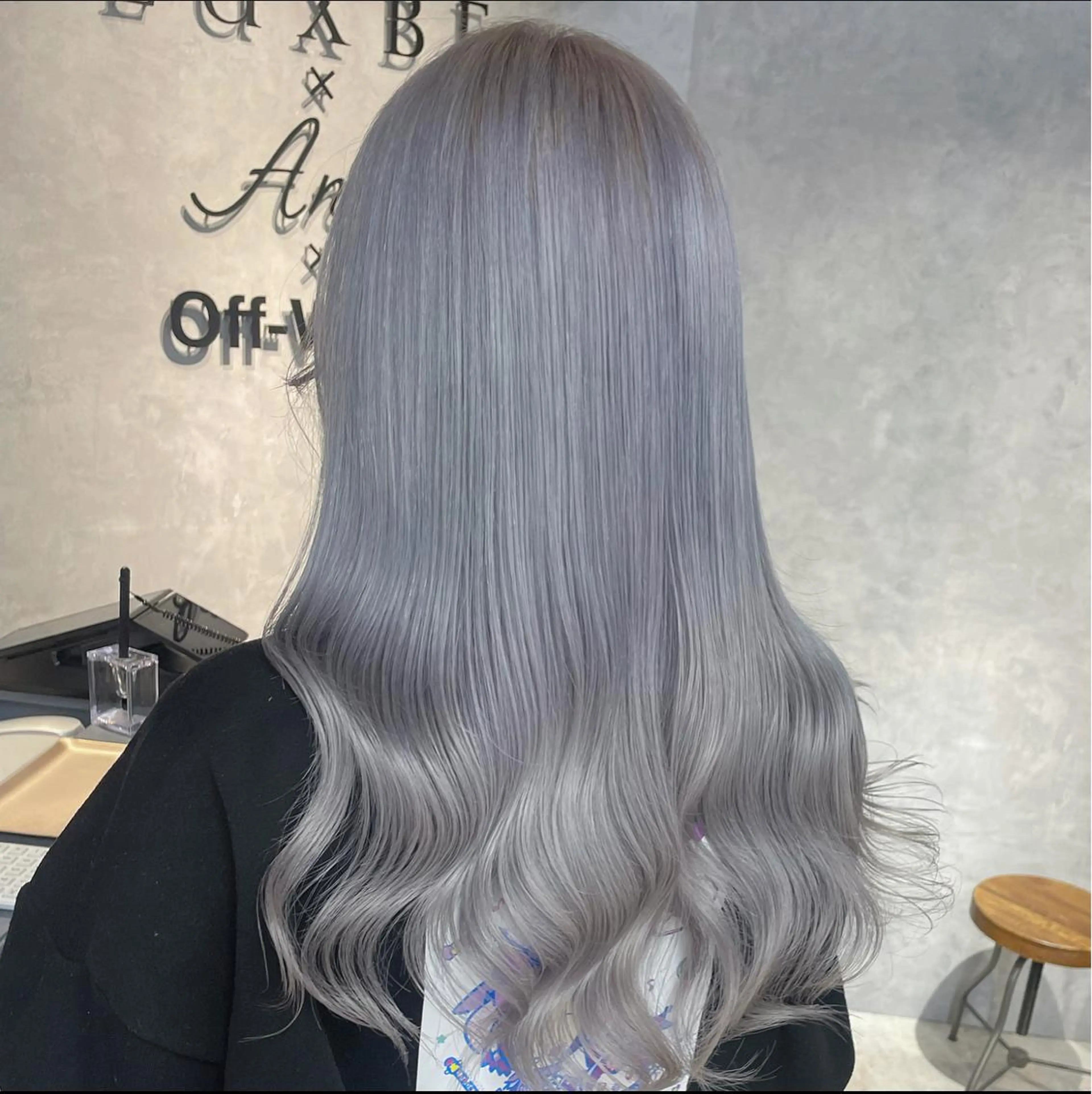 ロング カラー ブリーチ ケアブリーチ ダブルカラー シルバー ホワイトシルバー ヘアカラー トリートメント Cielroシェイロ所属・ブリーチ&エクステ 🥀ケアカラー特化のヘアスタイル