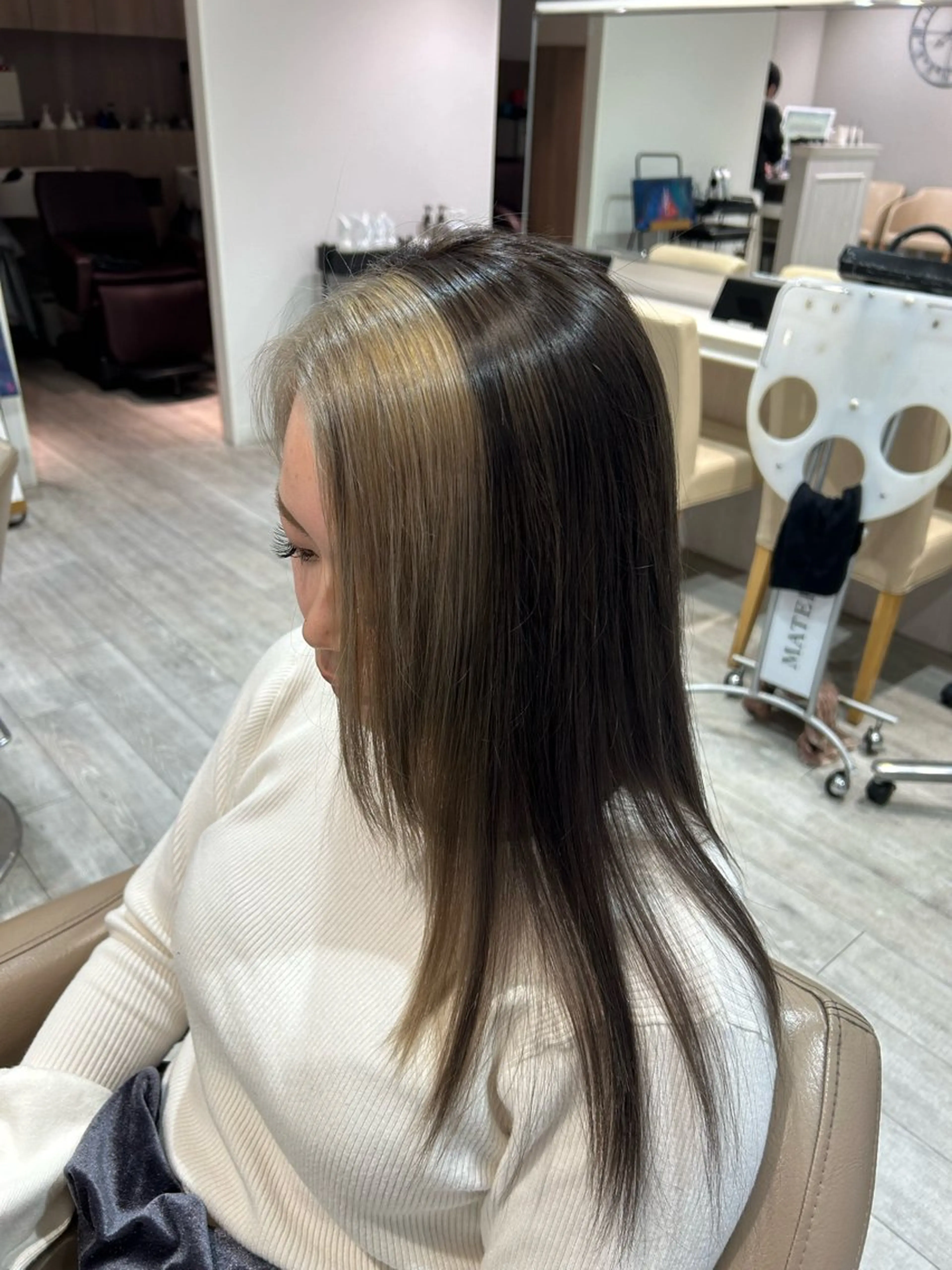 カラー Akane🤎 ash本八幡のヘアスタイル