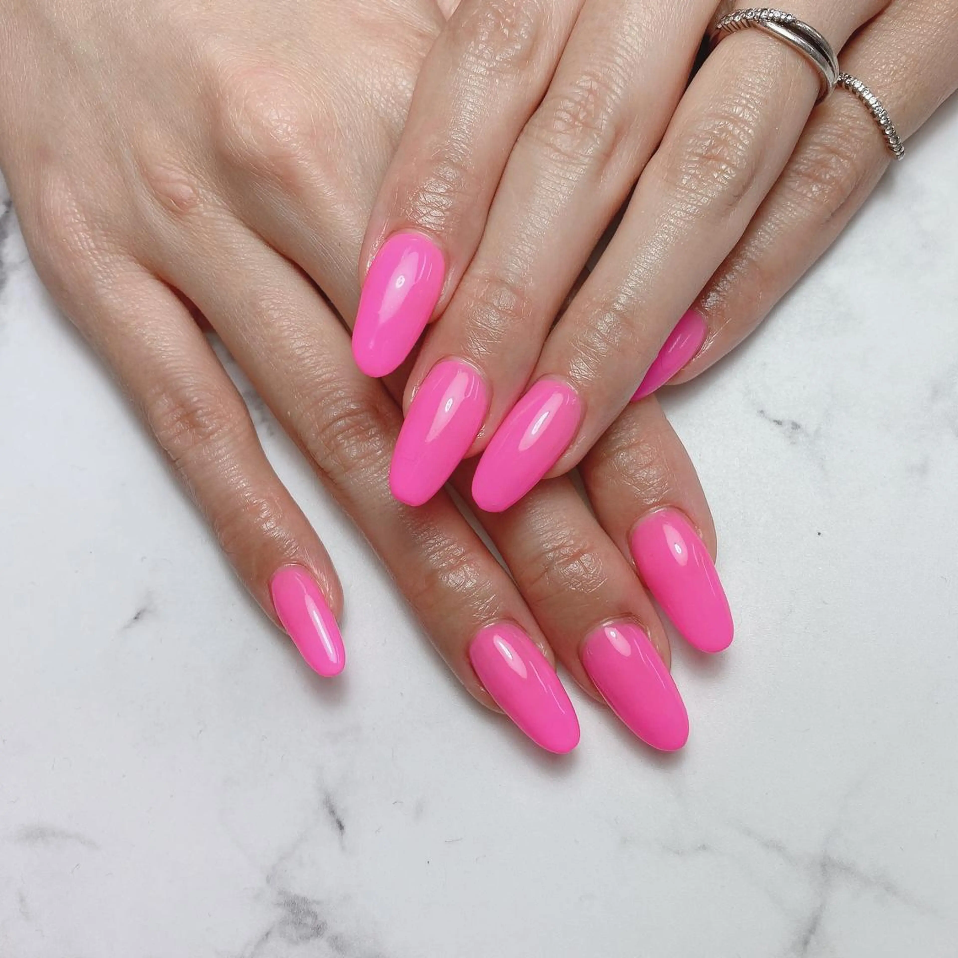 ネイル ワンカラーネイル スカルプネイル ハンドネイル 石原 夕華のネイルデザイン