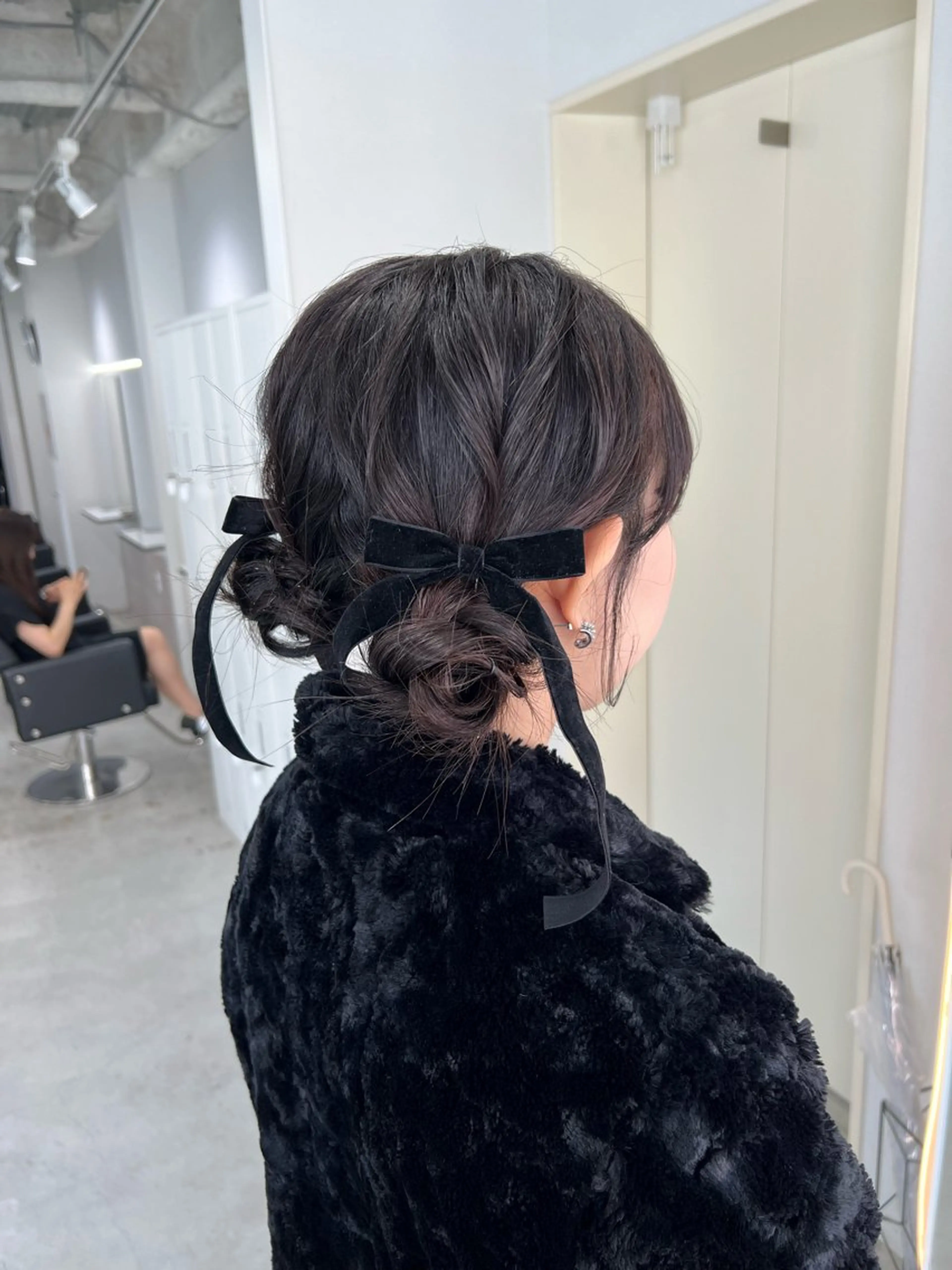 ミディアム ヘアセット maya レイヤーカットのヘアスタイル
