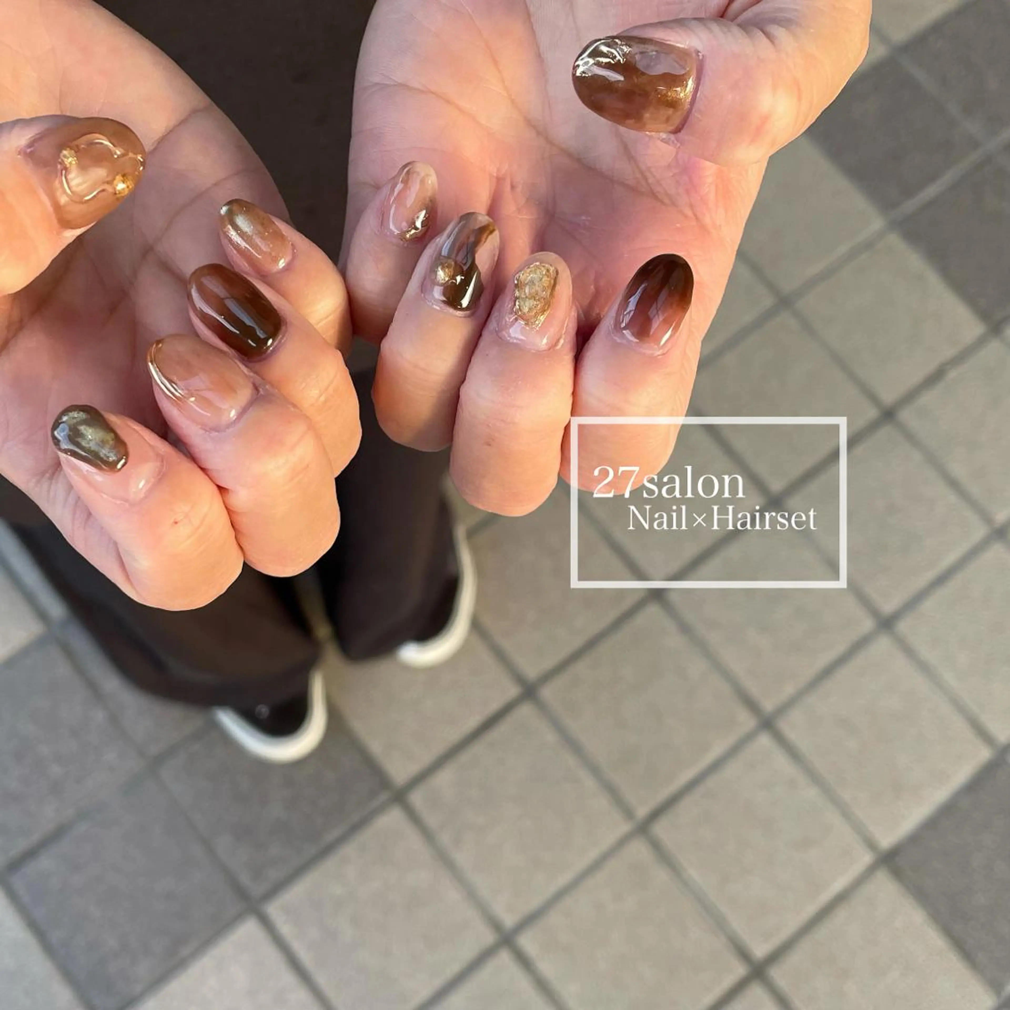 ネイル クリアネイル ニュアンスネイル ストーンネイル 27salon yuinaのネイルデザイン