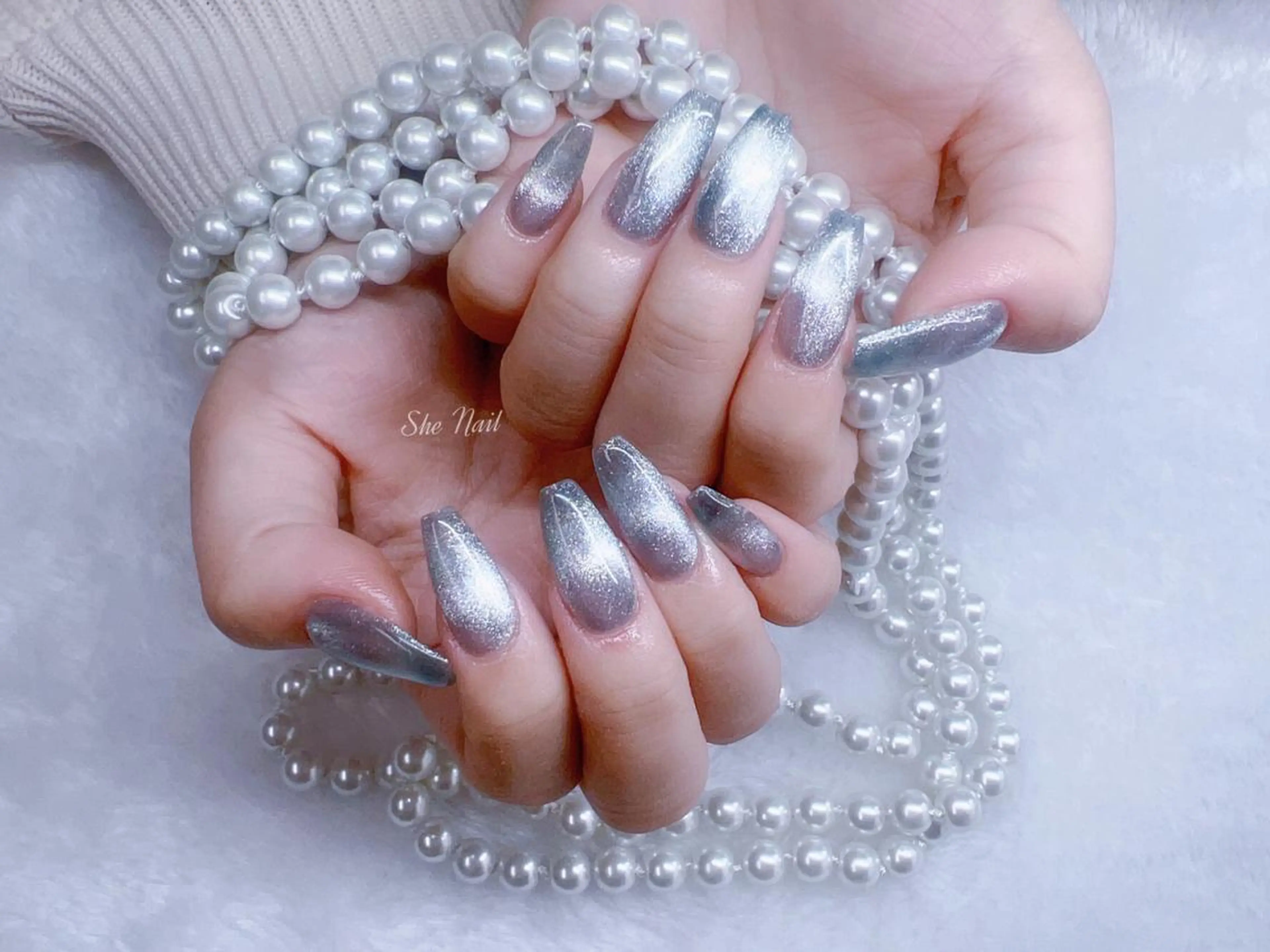 ネイル チークネイル 長さ出し マグネットネイル 持ち込み ワンカラーネイル ハンドネイル She   Nail所属・ISA_ BELLAのネイルデザイン