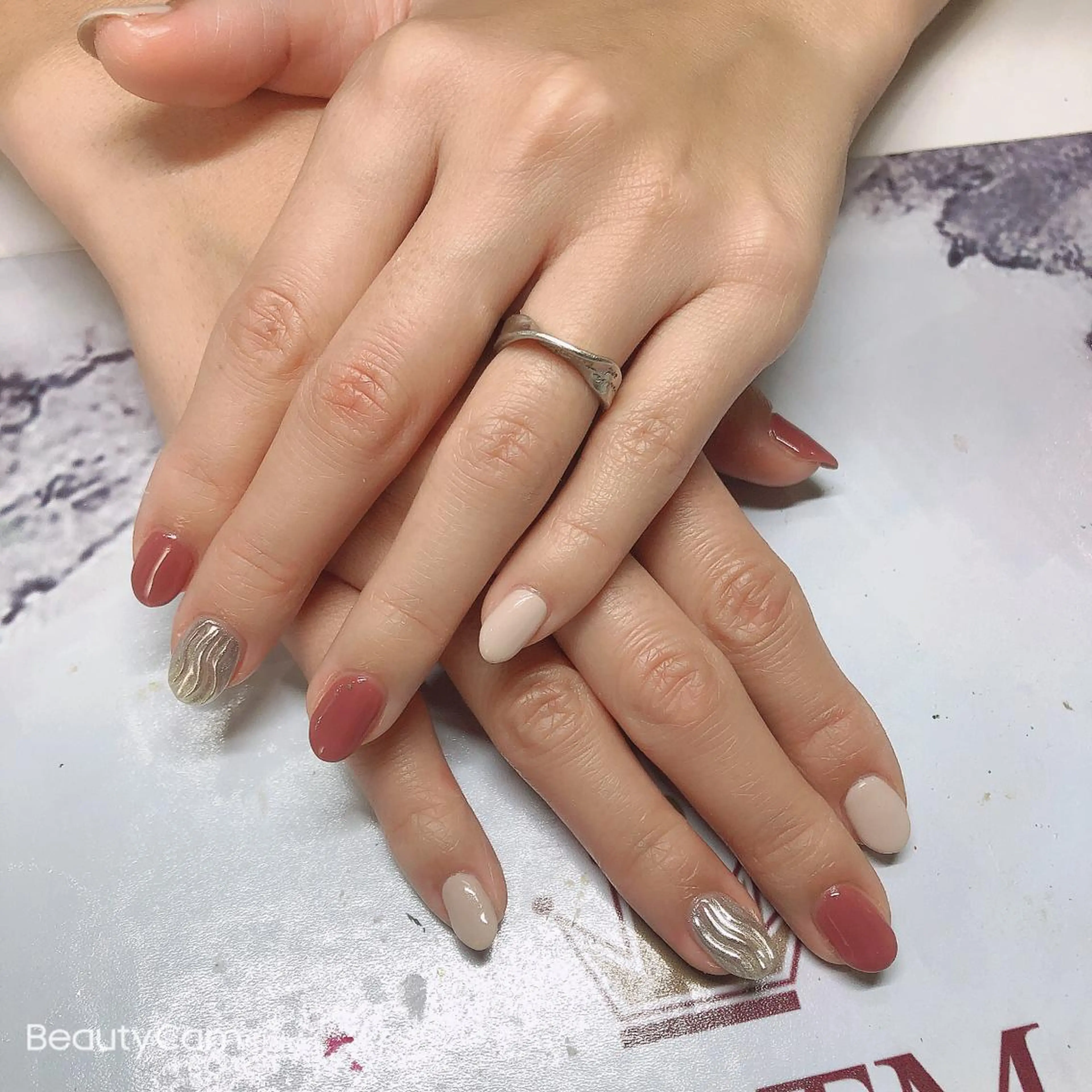 ネイル Guarendo錦糸町店所属・ガレンドウ 白澤 愛子のネイルデザイン