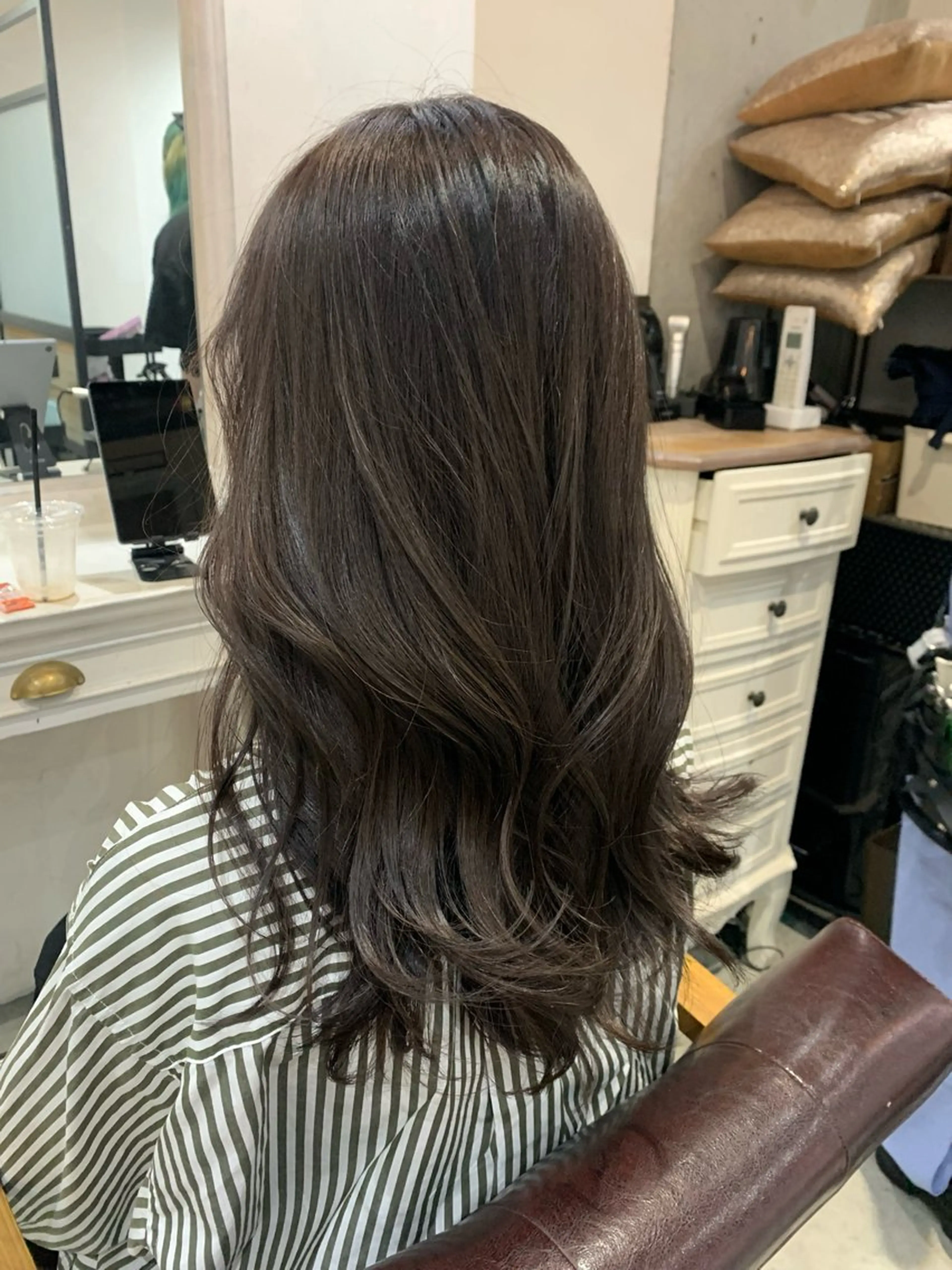 ロング カラー ヘアアレンジ カット ヘアカラー トリートメント kei/透明感カラー /ベージュ/髪質改善のヘアスタイル