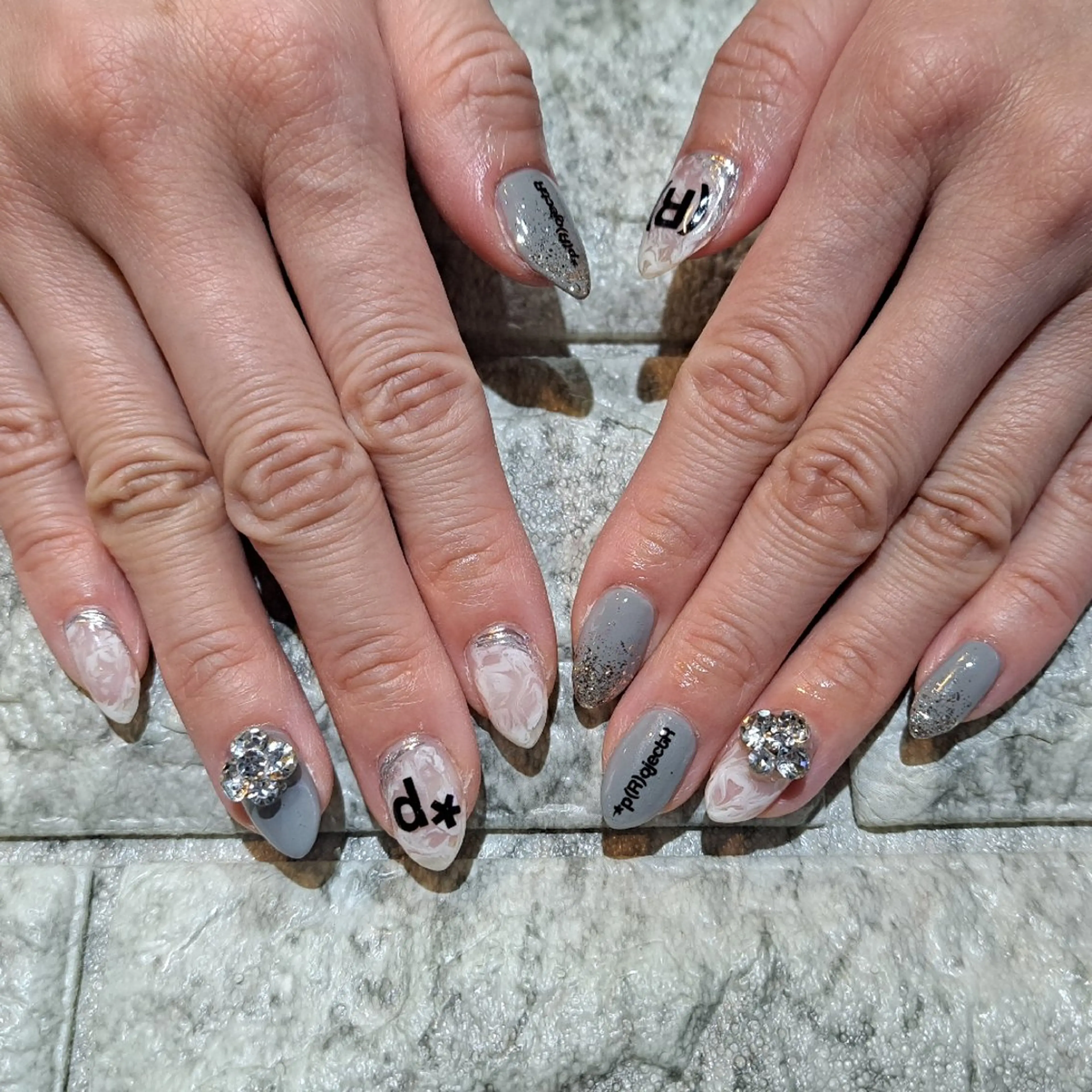 ネイル 持ち込み ハンドネイル RounGe町田店 🧸大谷のネイルデザイン