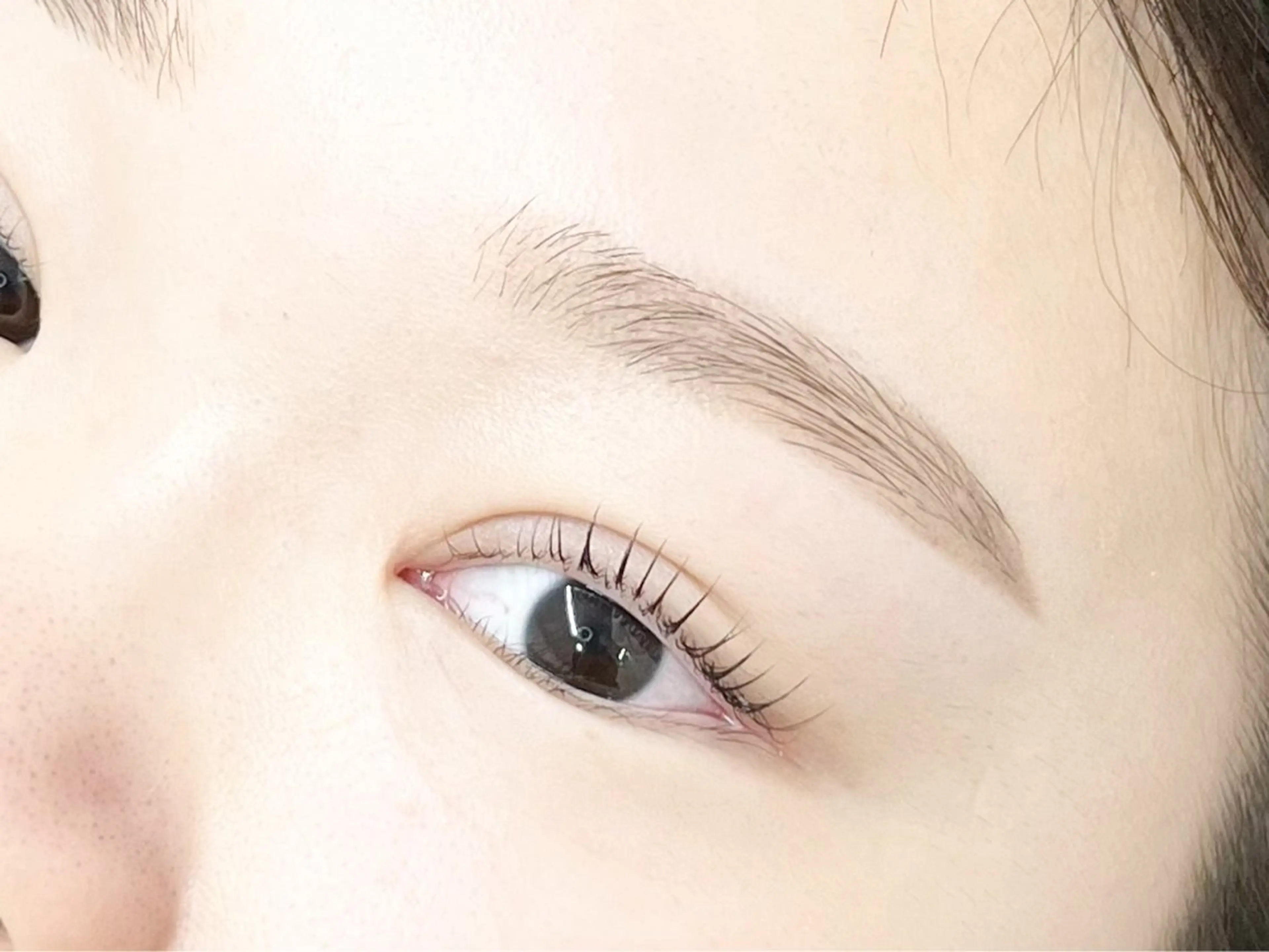 アイブロウ エサージュ横浜店所属・🤍 karin🤍のマツエク・マツパデザイン