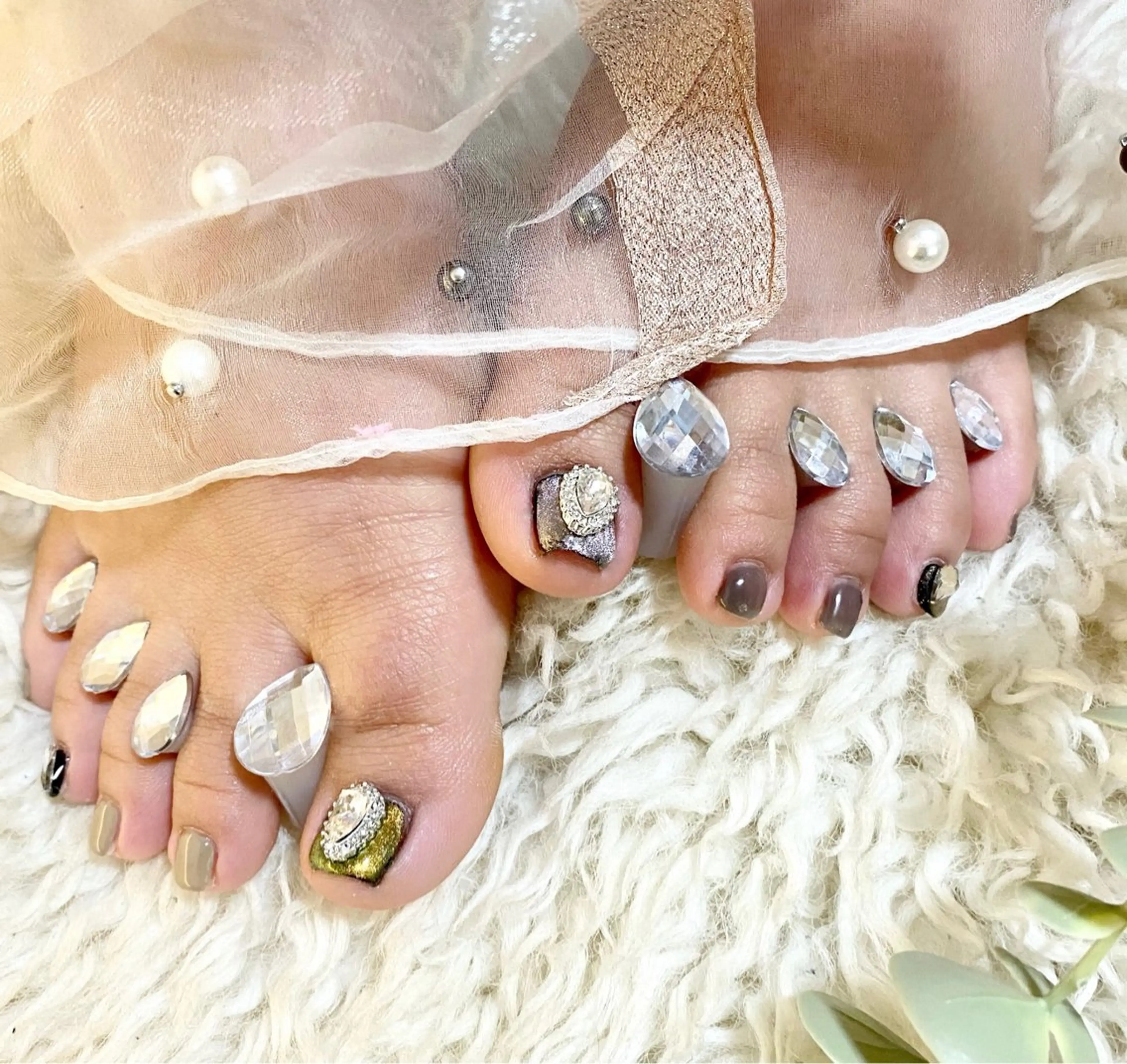 ネイル フットネイル マグネットネイル ハンドネイル nail salon Ecrin所属・前島 稀歩のネイルデザイン