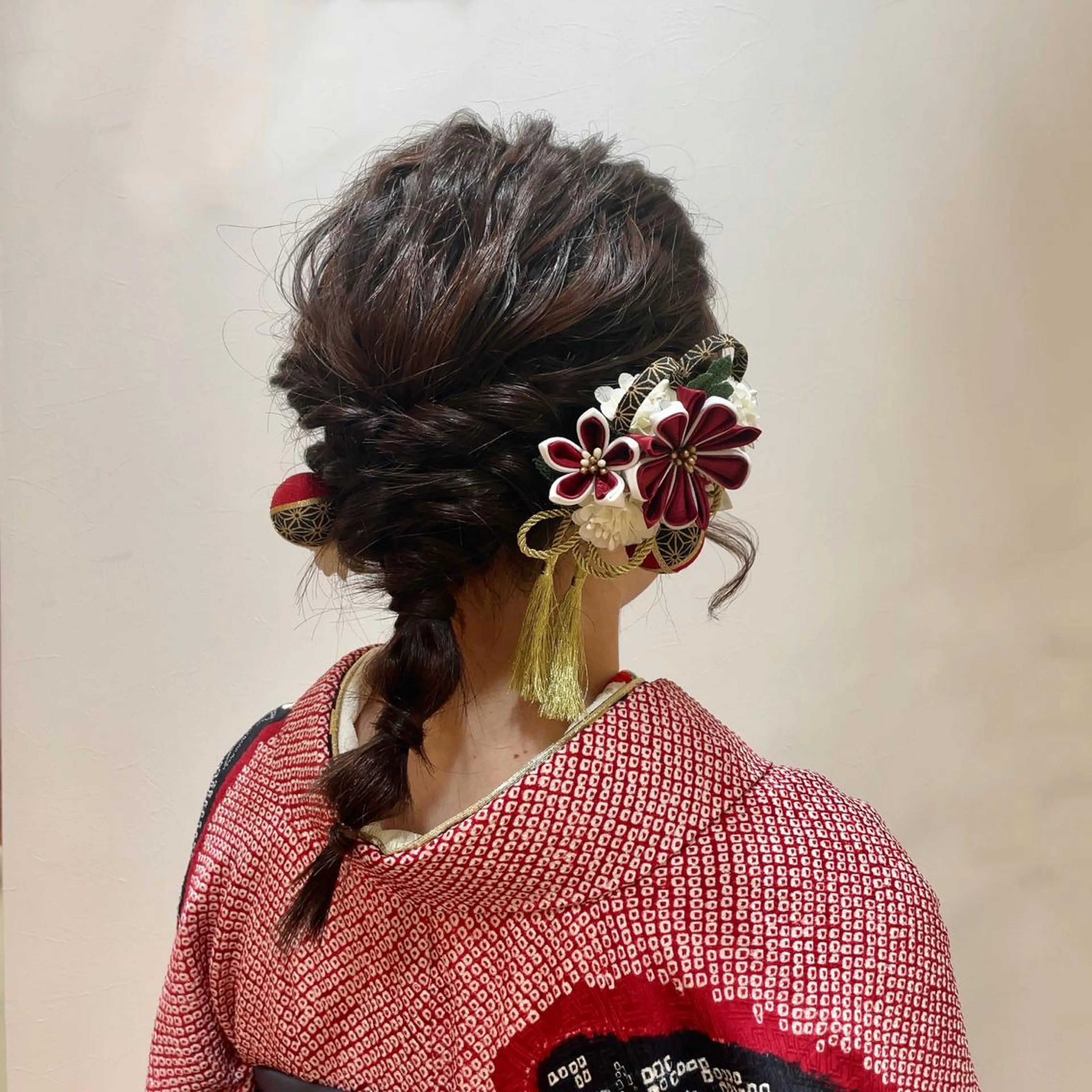 ミディアム ヘアアレンジ 卒業式のヘアスタイル 山田 里美のヘアスタイル