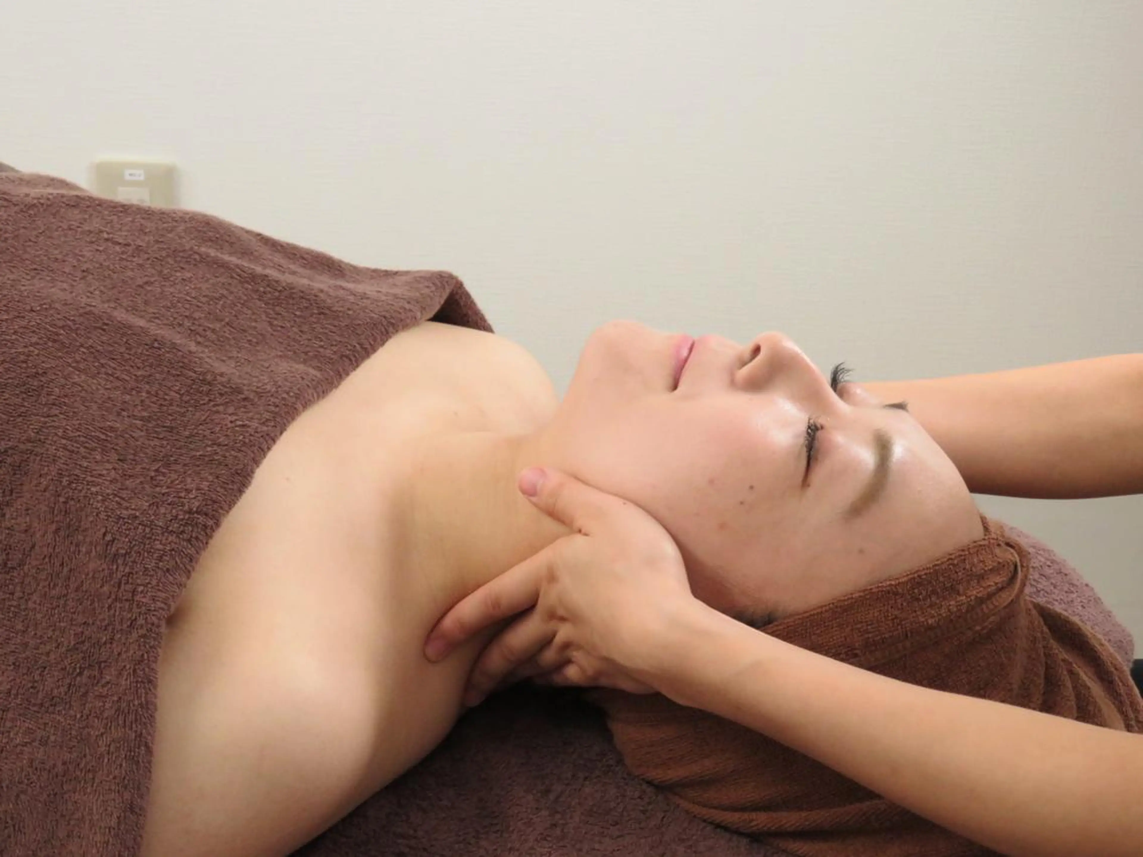 オータムキャンペーン✨全身アロマトリートメント＋ヘッド🦰90分お疲れの部位をとことん流し毒素😈を排出！軽やかボディへの写真