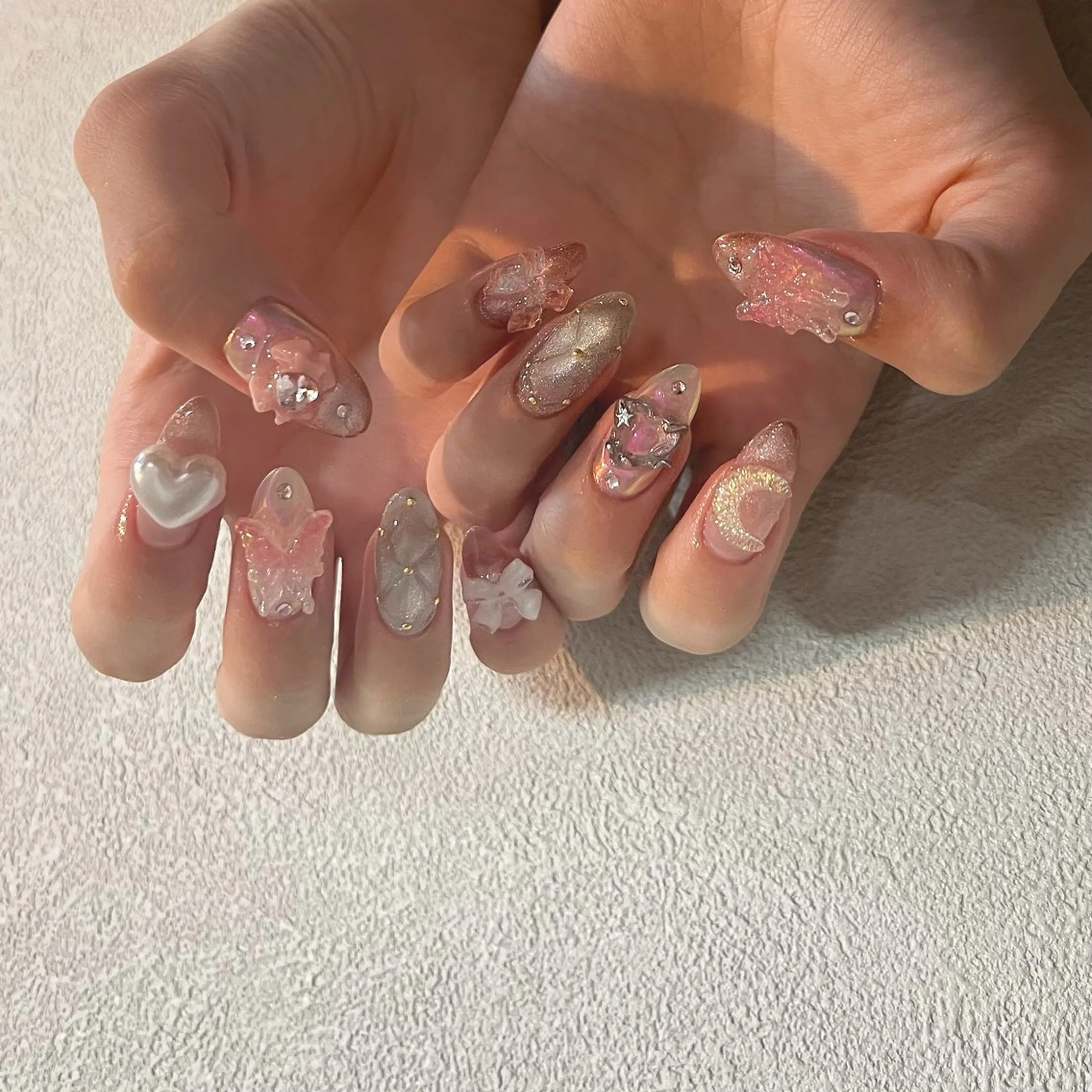 ネイル 持ち込み ピンク ハンドネイル ハンドケア 🎀NAIL🎀 AI🪄︎︎◝✩のネイルデザイン