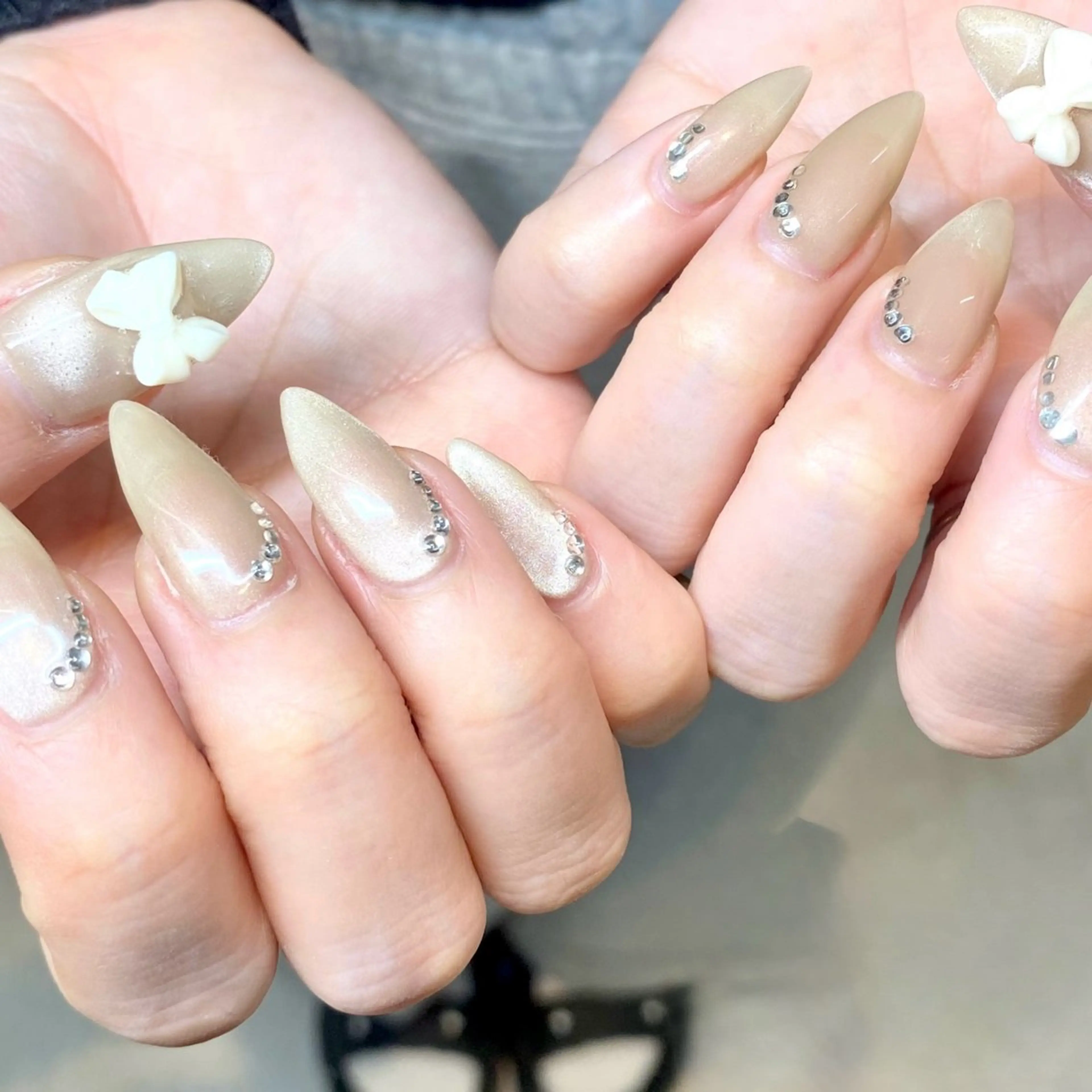 ネイル Bianca 石井🎀のネイルデザイン