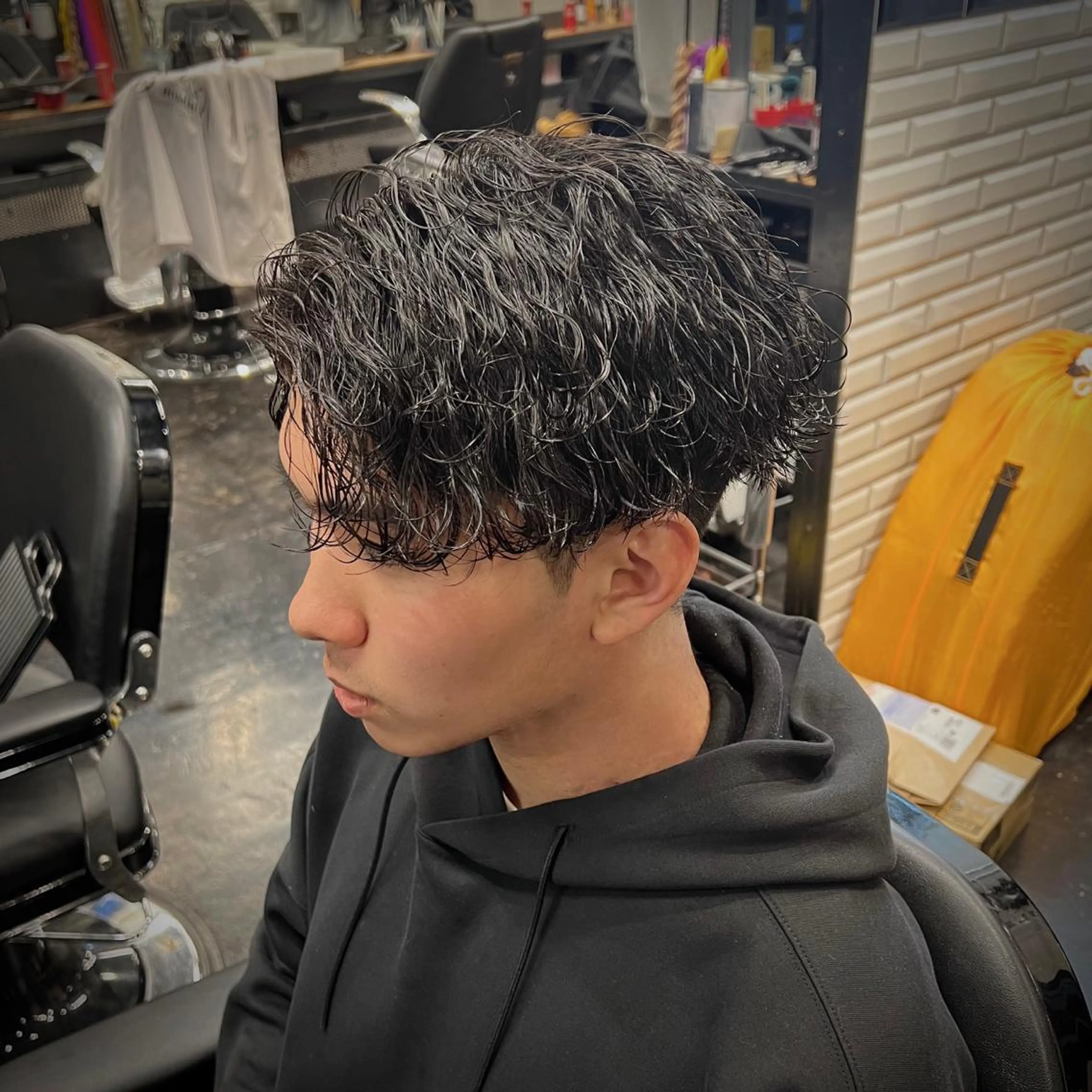 メンズ センターパート メンズパーマ 波巻きパーマ メンズ特化/パーマ/ メッシュ/竜成のヘアスタイル