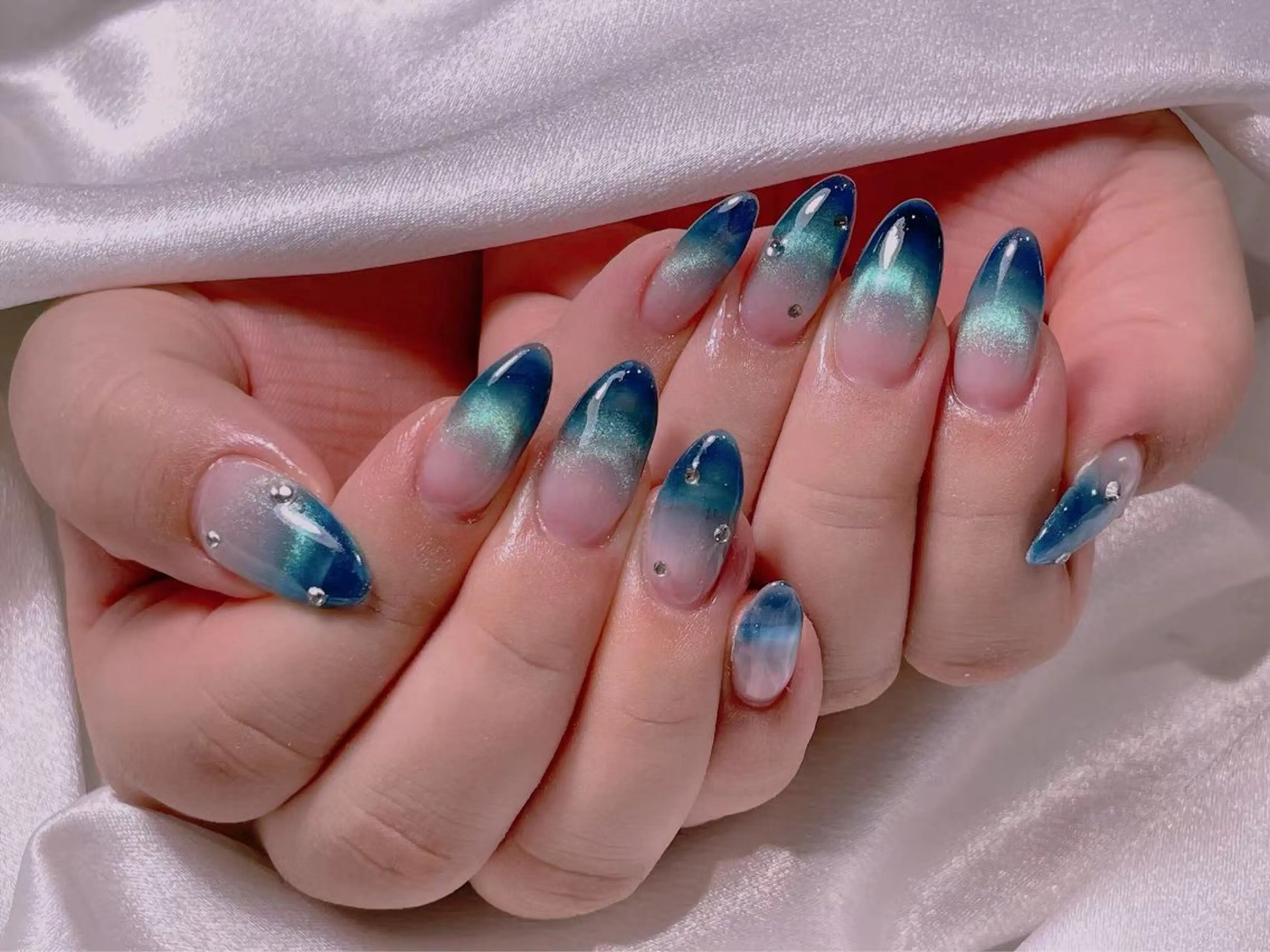 ネイル M2ネイルサロン【長さ出し&フィルイン導入店】所属・長さ出し専門店 RIRIのネイルデザイン