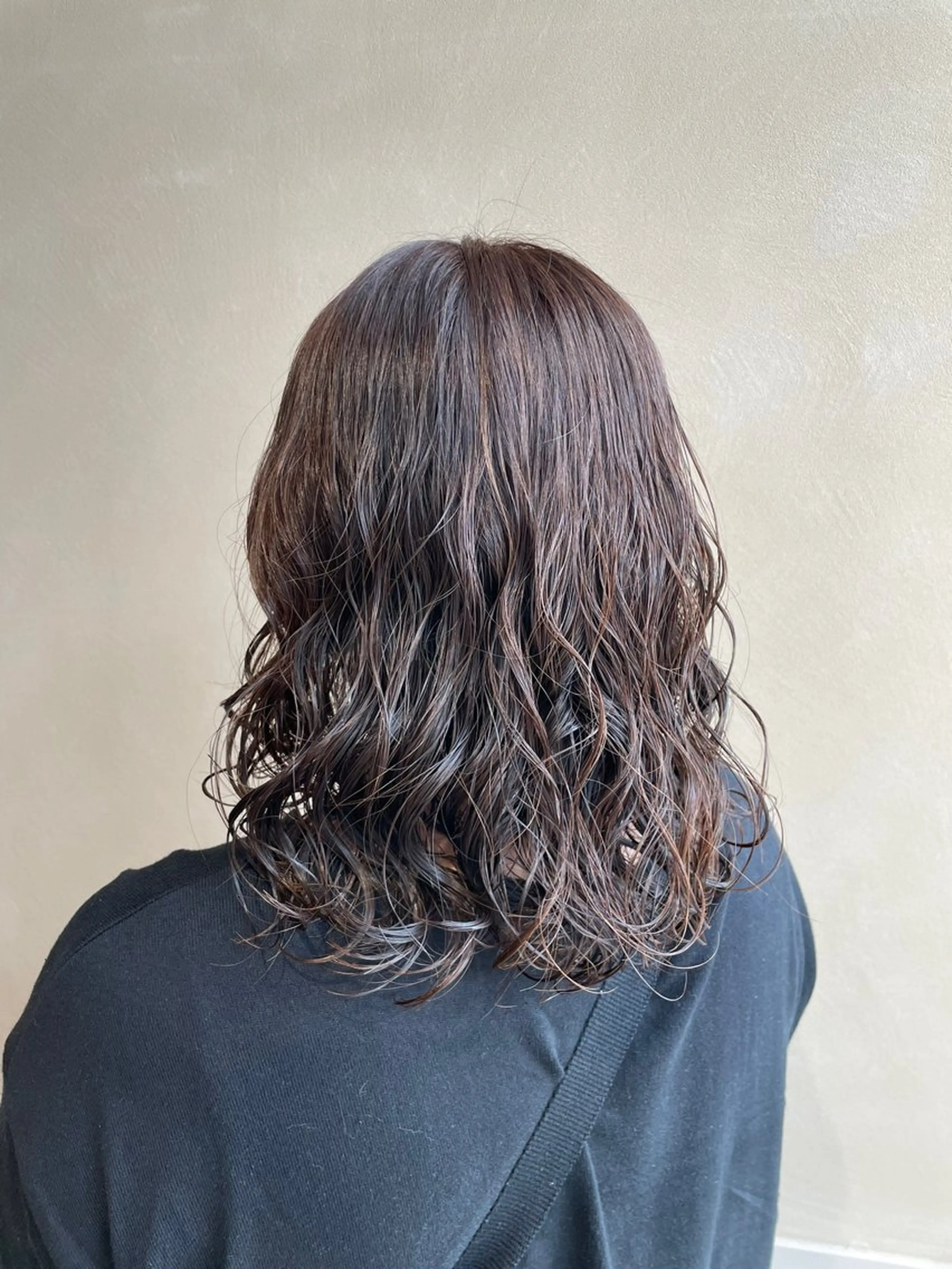 ‎《 モデル価格 》《 20~30代限定 》𖦹‎ 肩上レングスへのカット+ ニュアンスパーマ+トリートメント ‎𖦹‎の写真