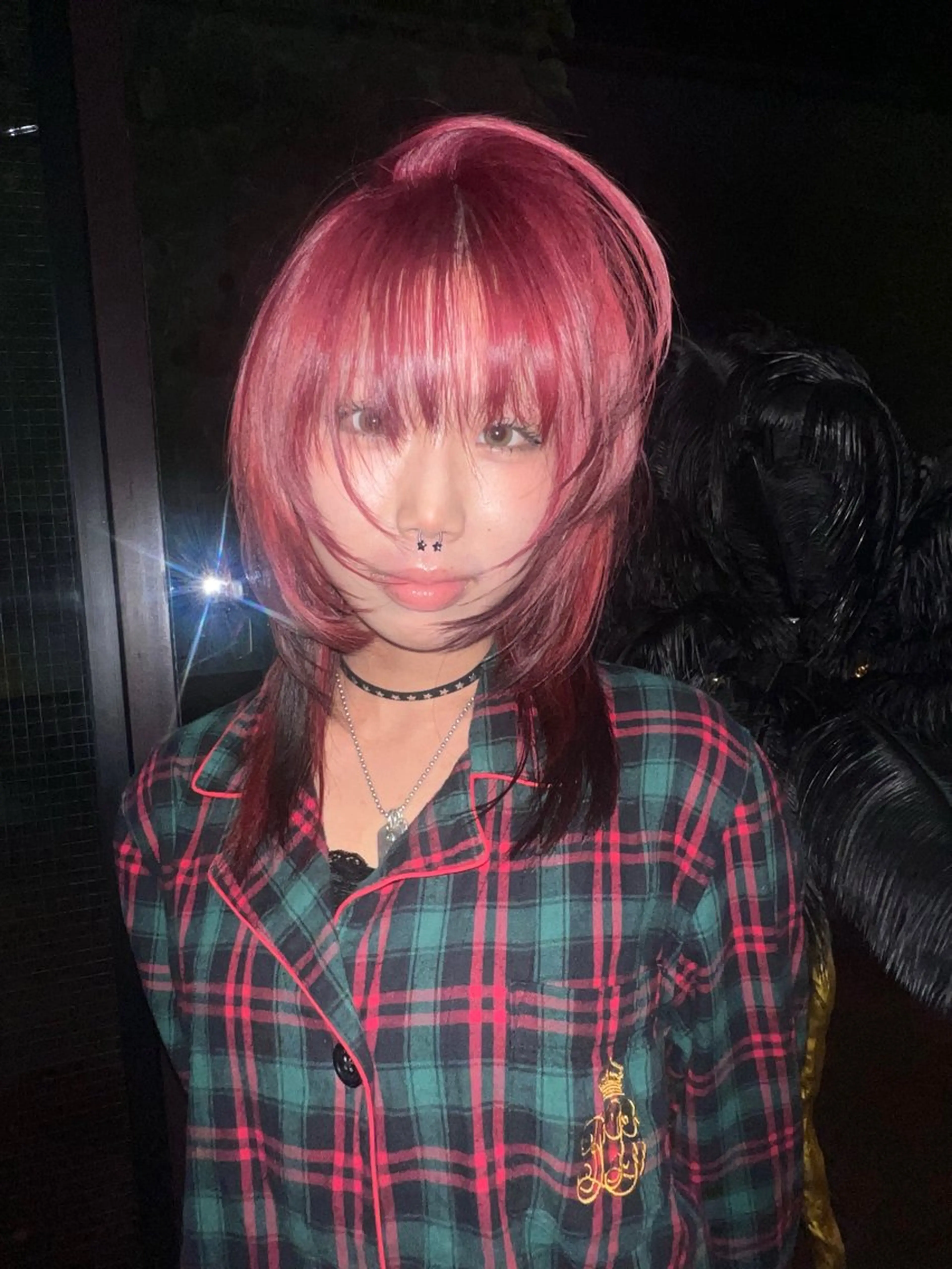 ミディアム ヘアカラー AIRA/ブリーチ /透明感カラーのヘアスタイル