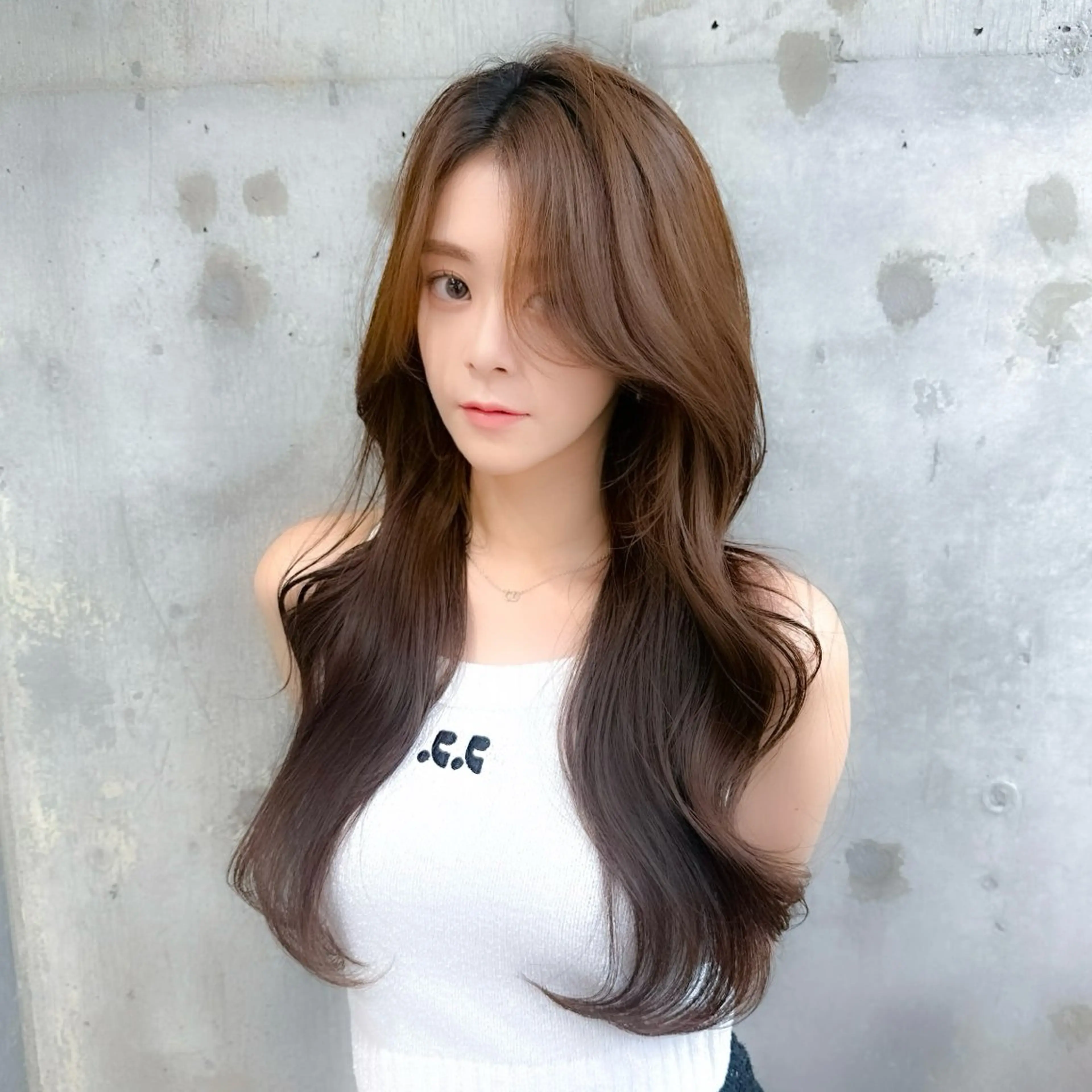 ロング カラー くびれヘア レイヤーカット カット ヘアカラー トリートメント ヘッドスパ 髪質改善/韓国ヘア レイヤー/新宿/ロミのヘアスタイル