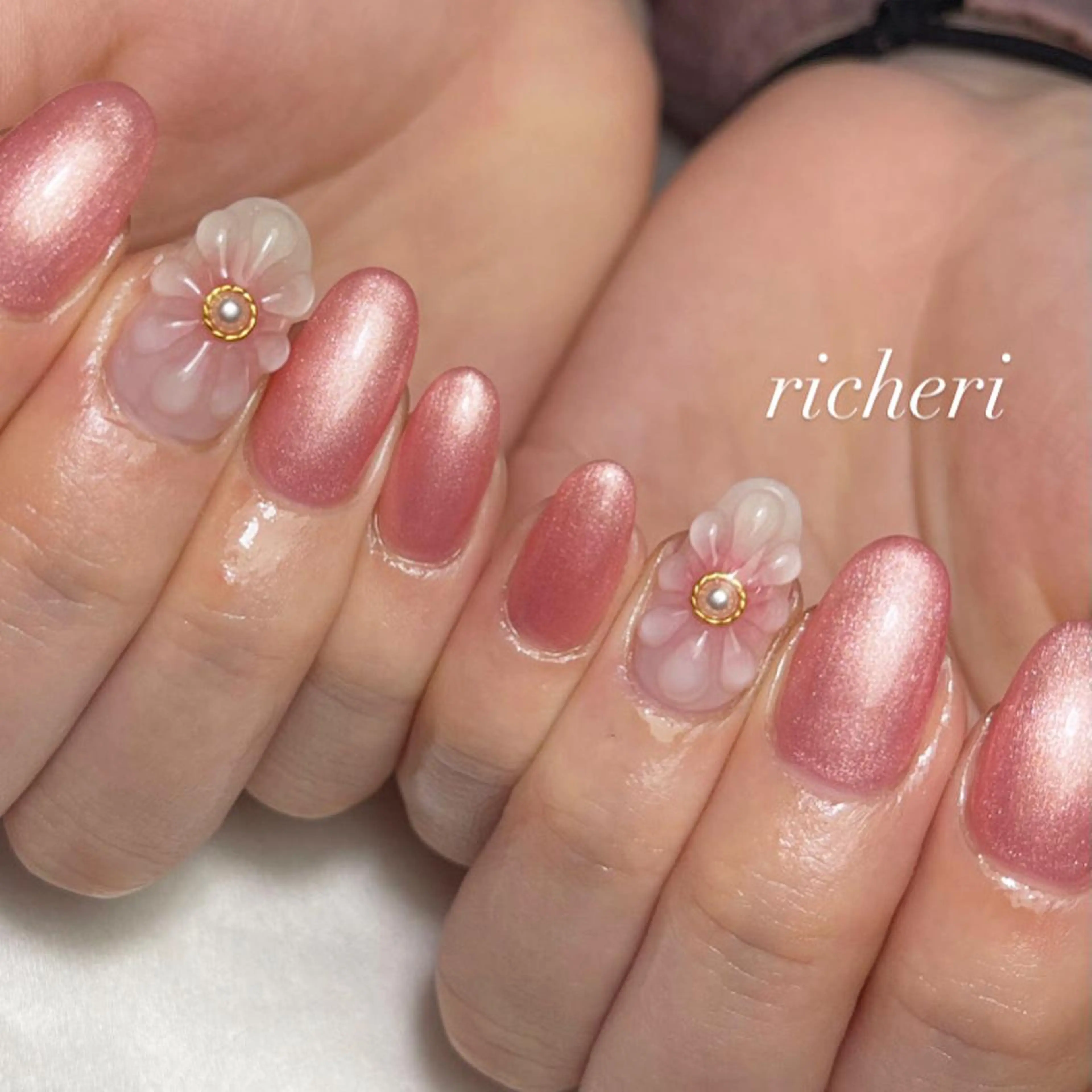 ミディアム ネイル ハンドネイル richeri beautyのネイルデザイン