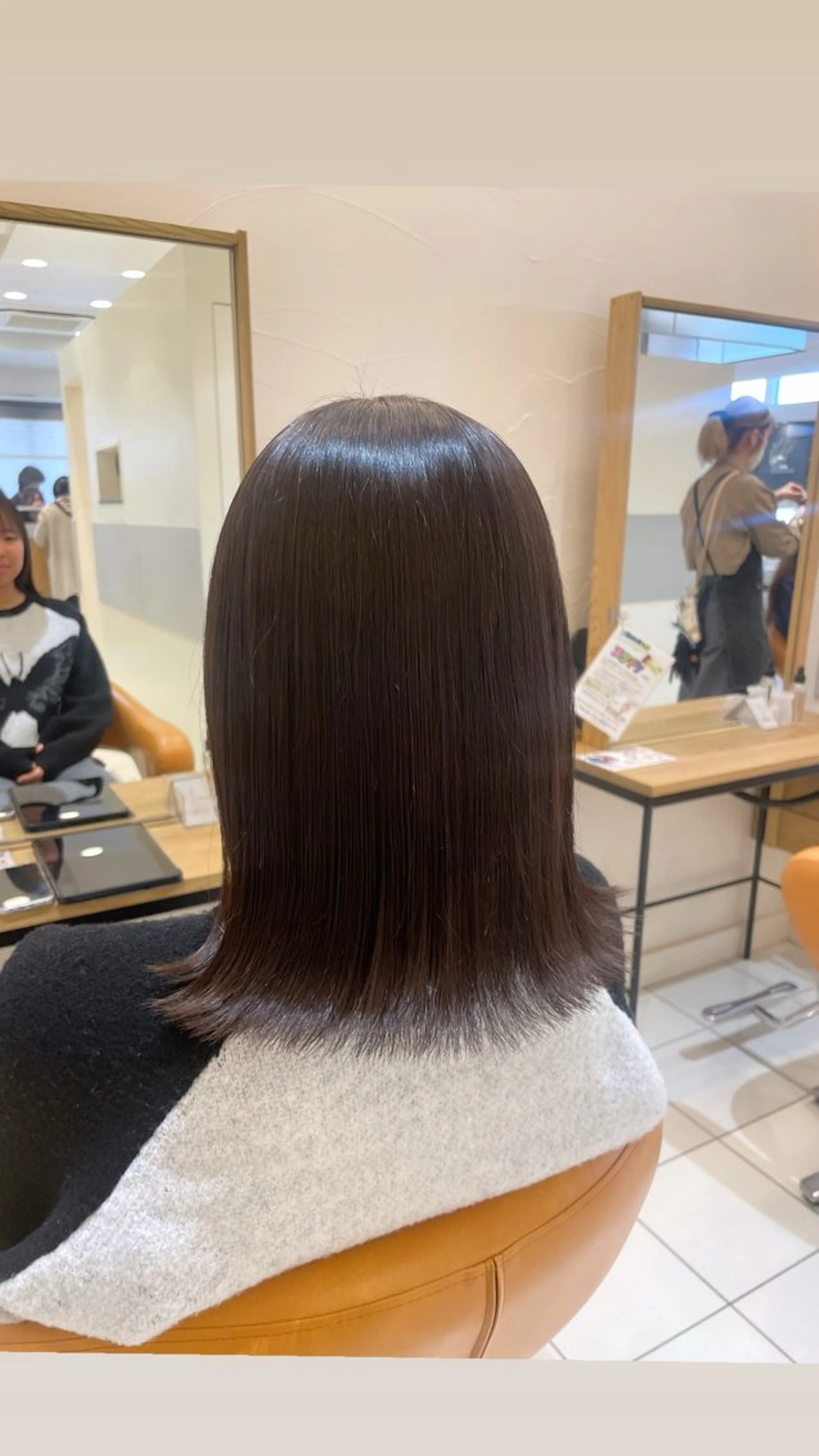 ミディアム 縮毛矯正 カット 縮毛矯正 🪸暖色艶カラー/ shiori🫧のヘアスタイル