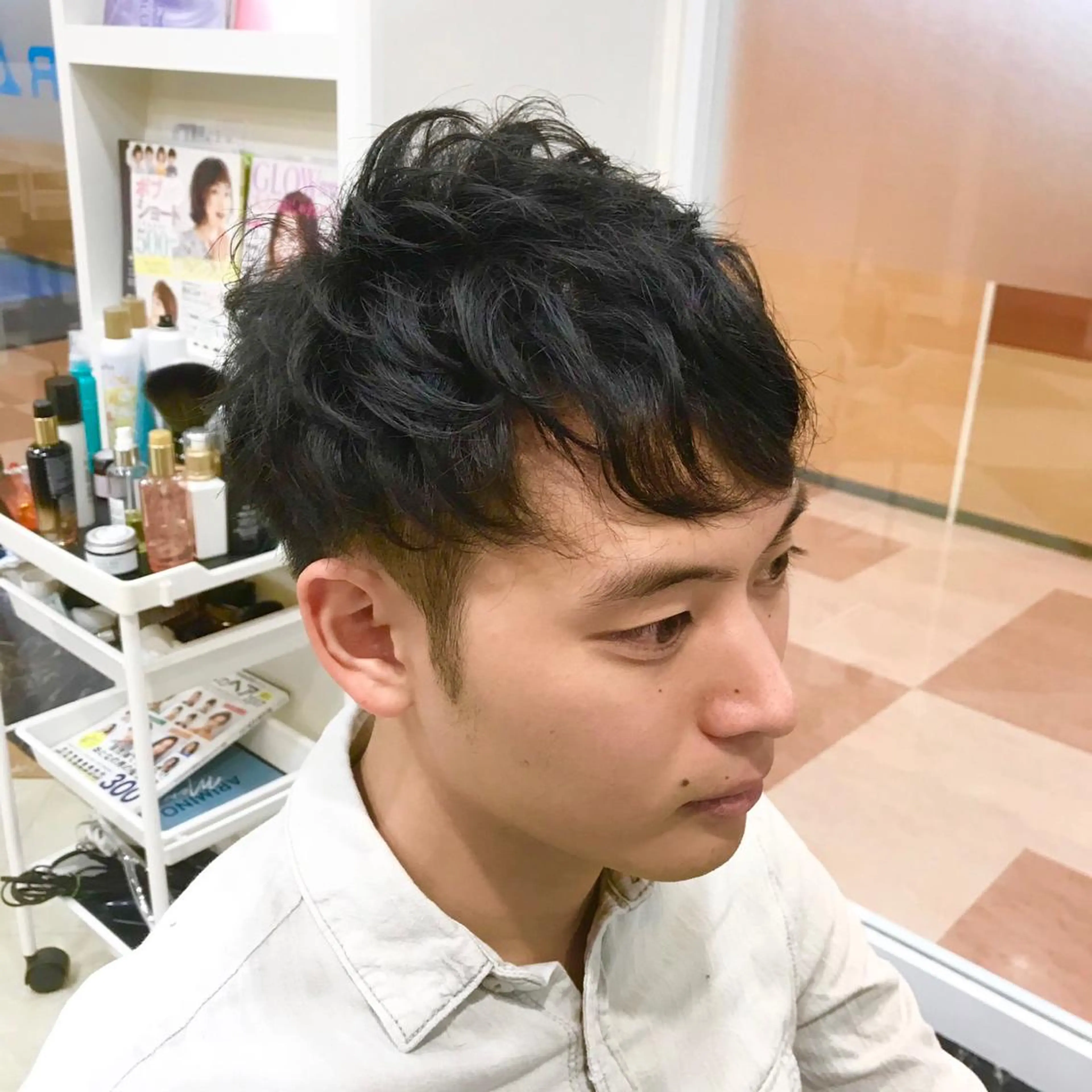 ショート パーマ メンズ 失敗しないパーマ 赤塚雄輝のヘアスタイル