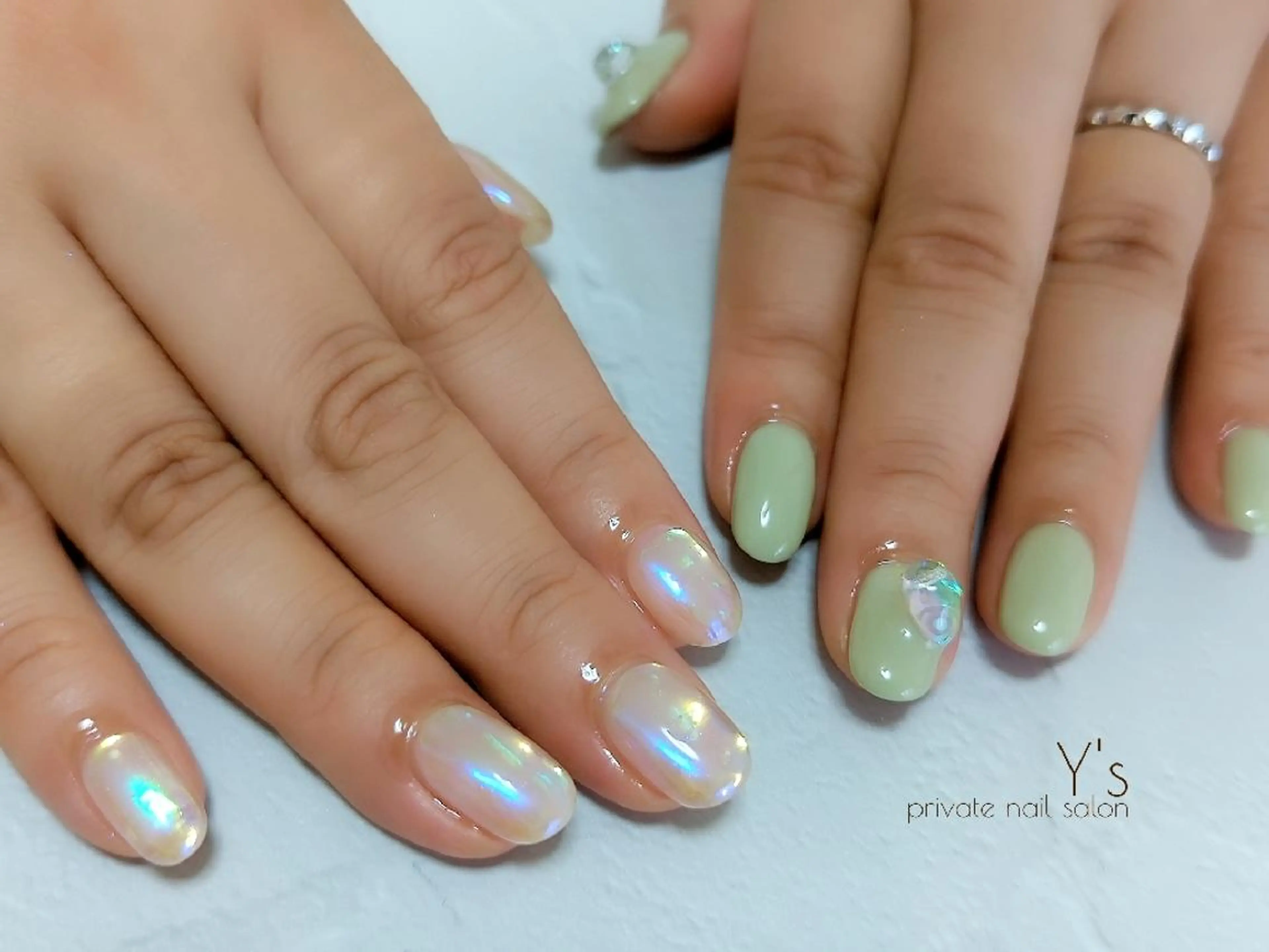 ネイル ハンドネイル YUMI NAGAI  のネイルデザイン