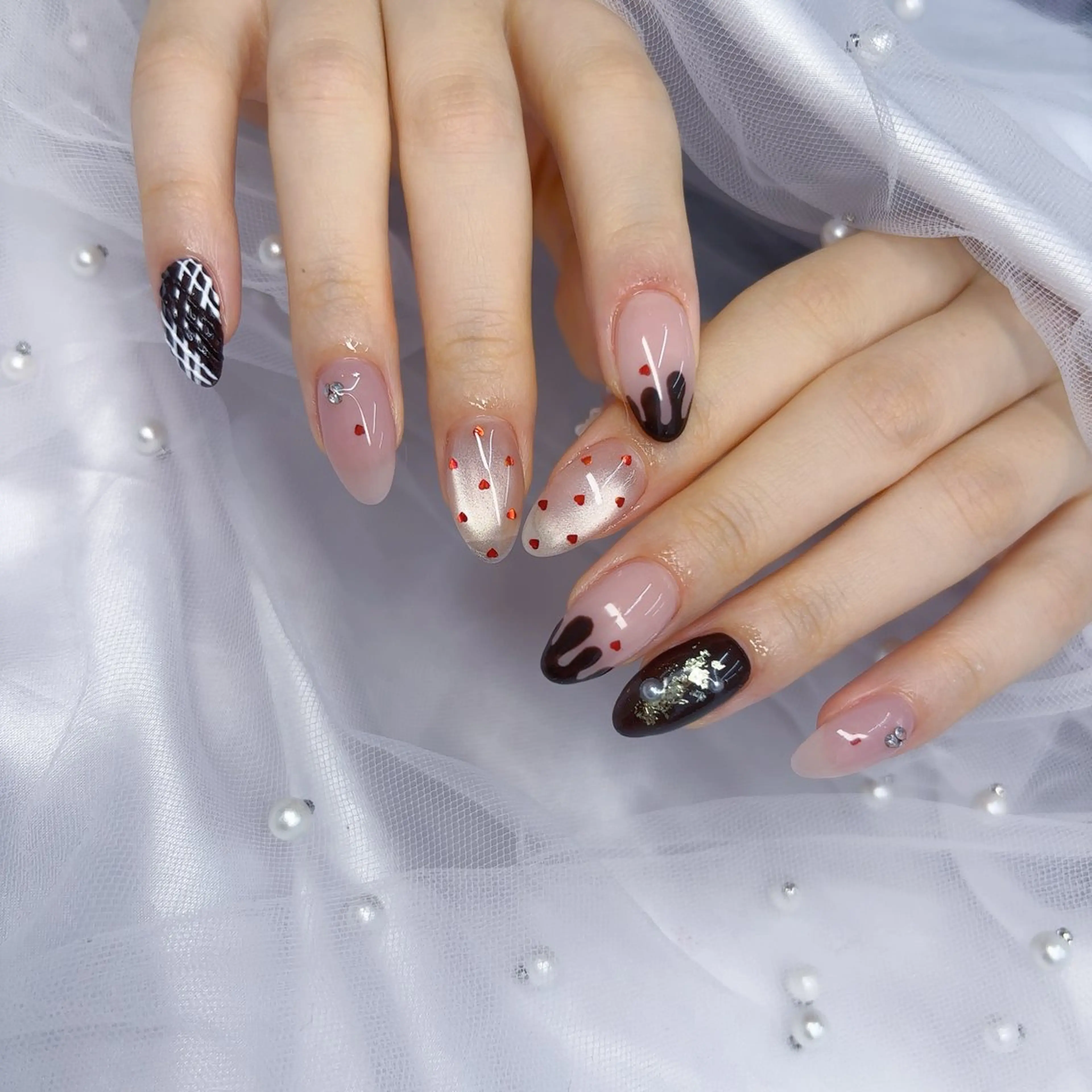 ネイル オーロラネイル フットネイル フレンチネイル ガラスフレンチ 氷ネイル・うるうるネイル ハンドネイル Lance nailのネイルデザイン