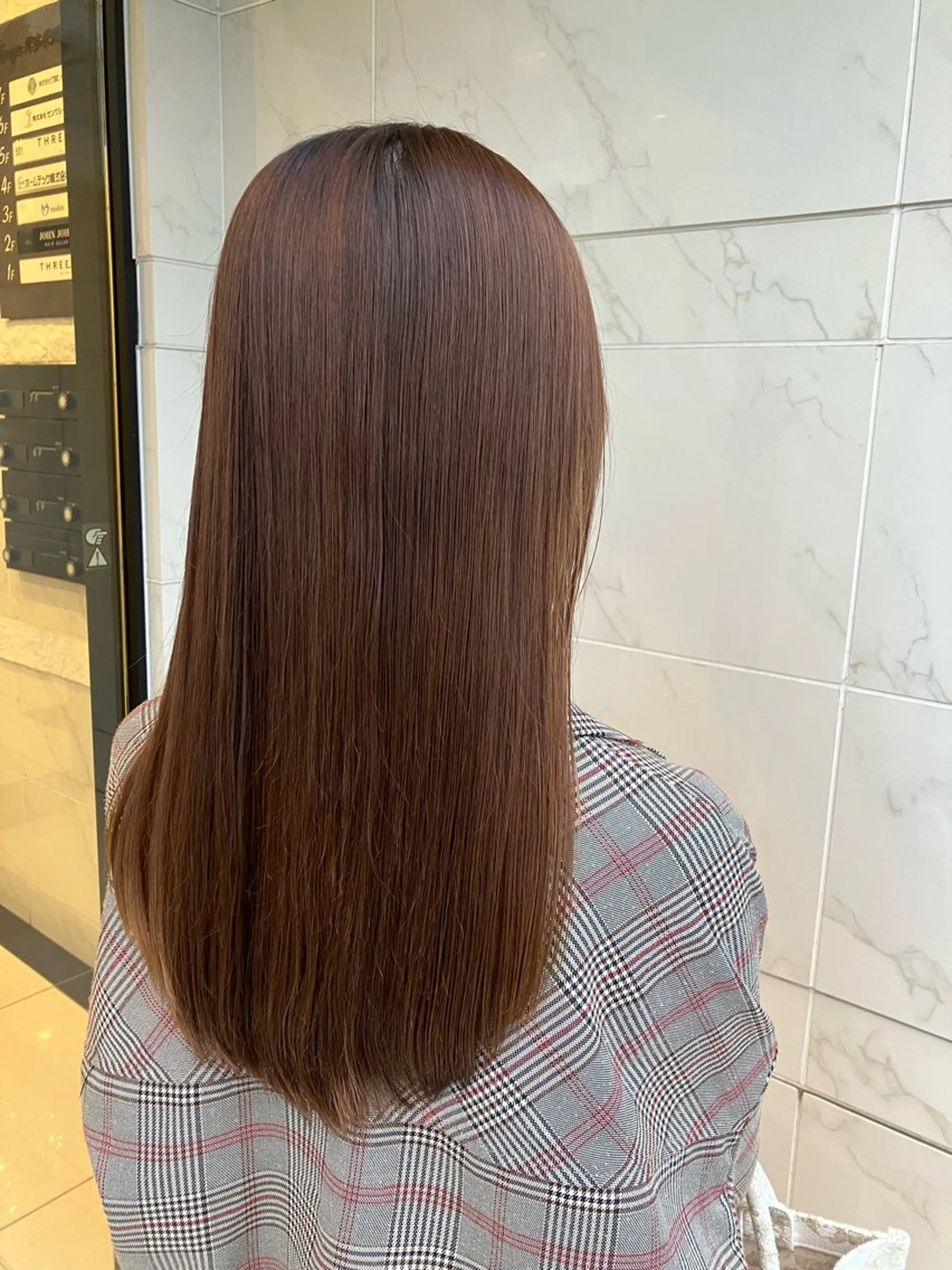 カラー ヘアカラー 博多ブリーチ× 透明感/縮毛矯正のヘアスタイル