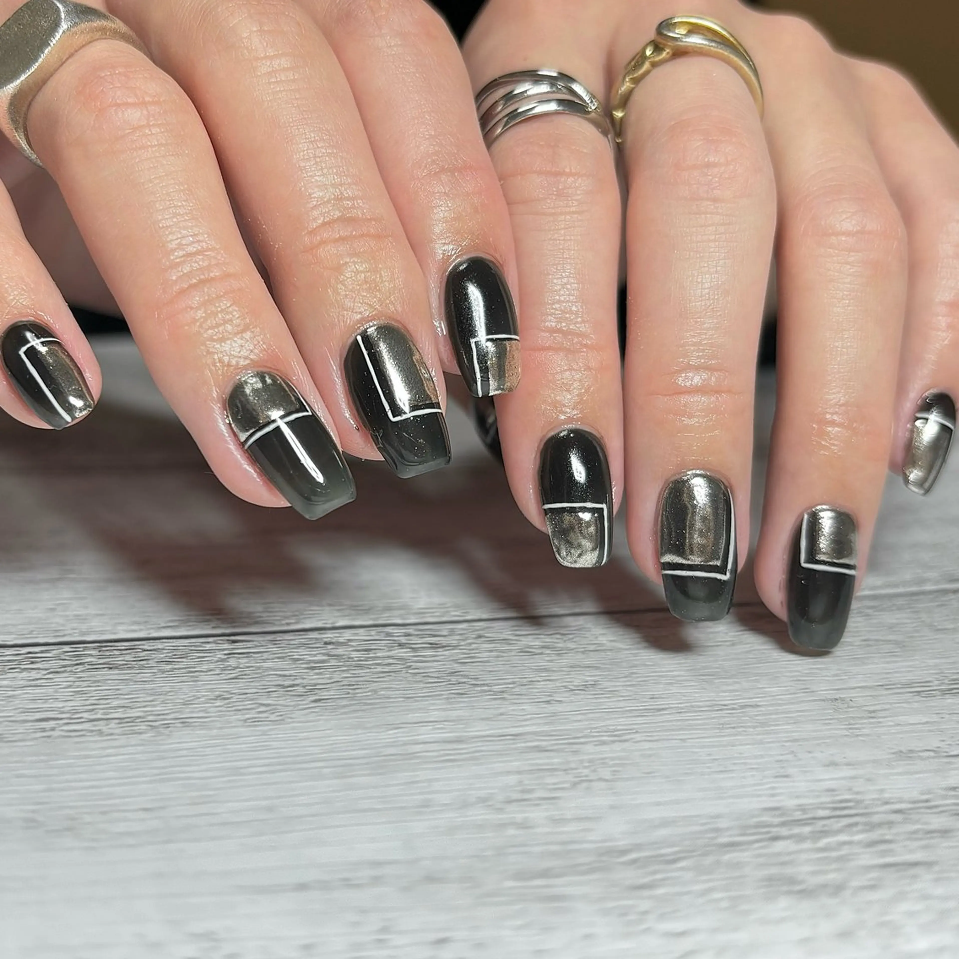 ネイル ミラーネイル ハンドネイル Nailsalon BLOOM🌷 山崎のネイルデザイン