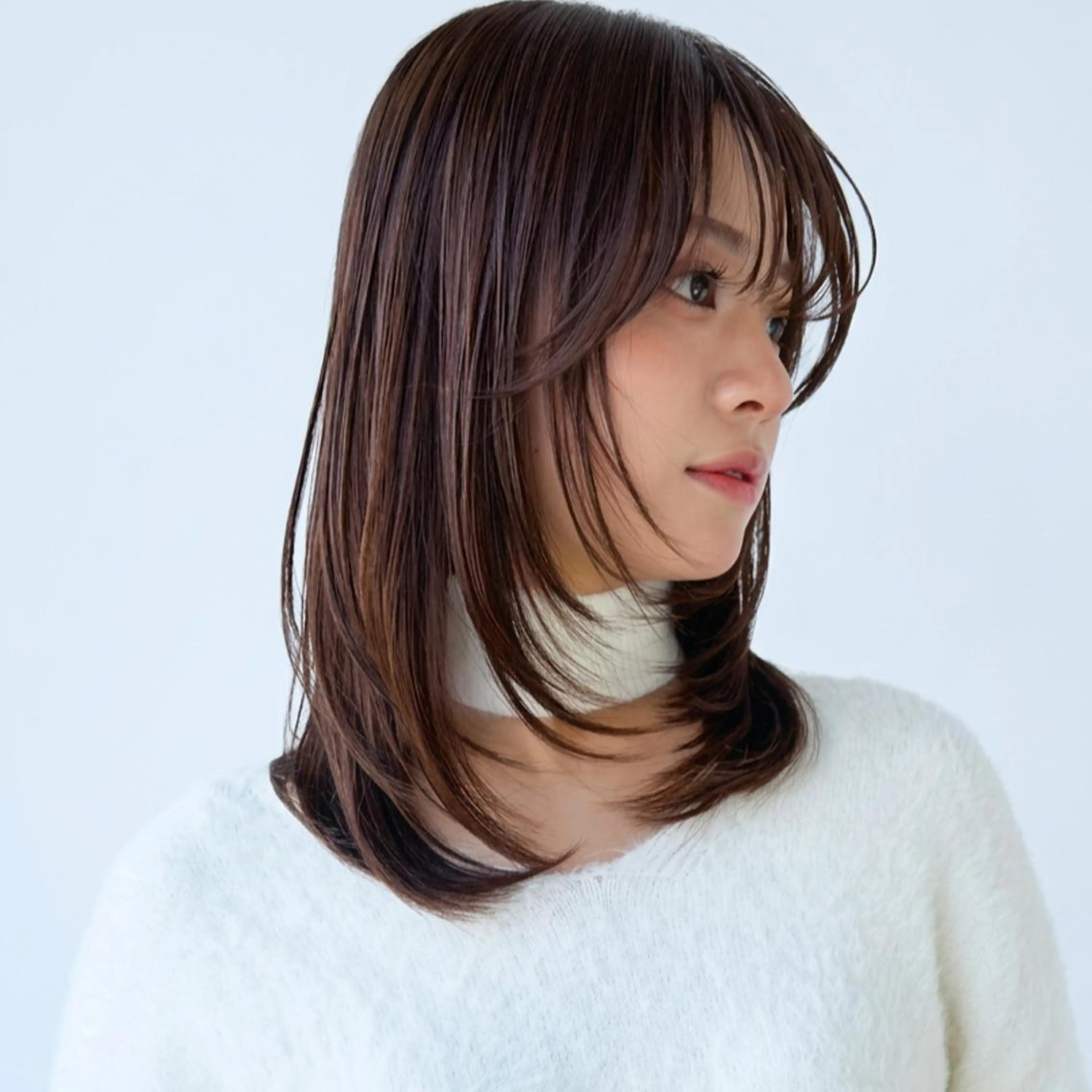 セミロング レイヤーカット／韓国 🤎きのした いちかのヘアスタイル