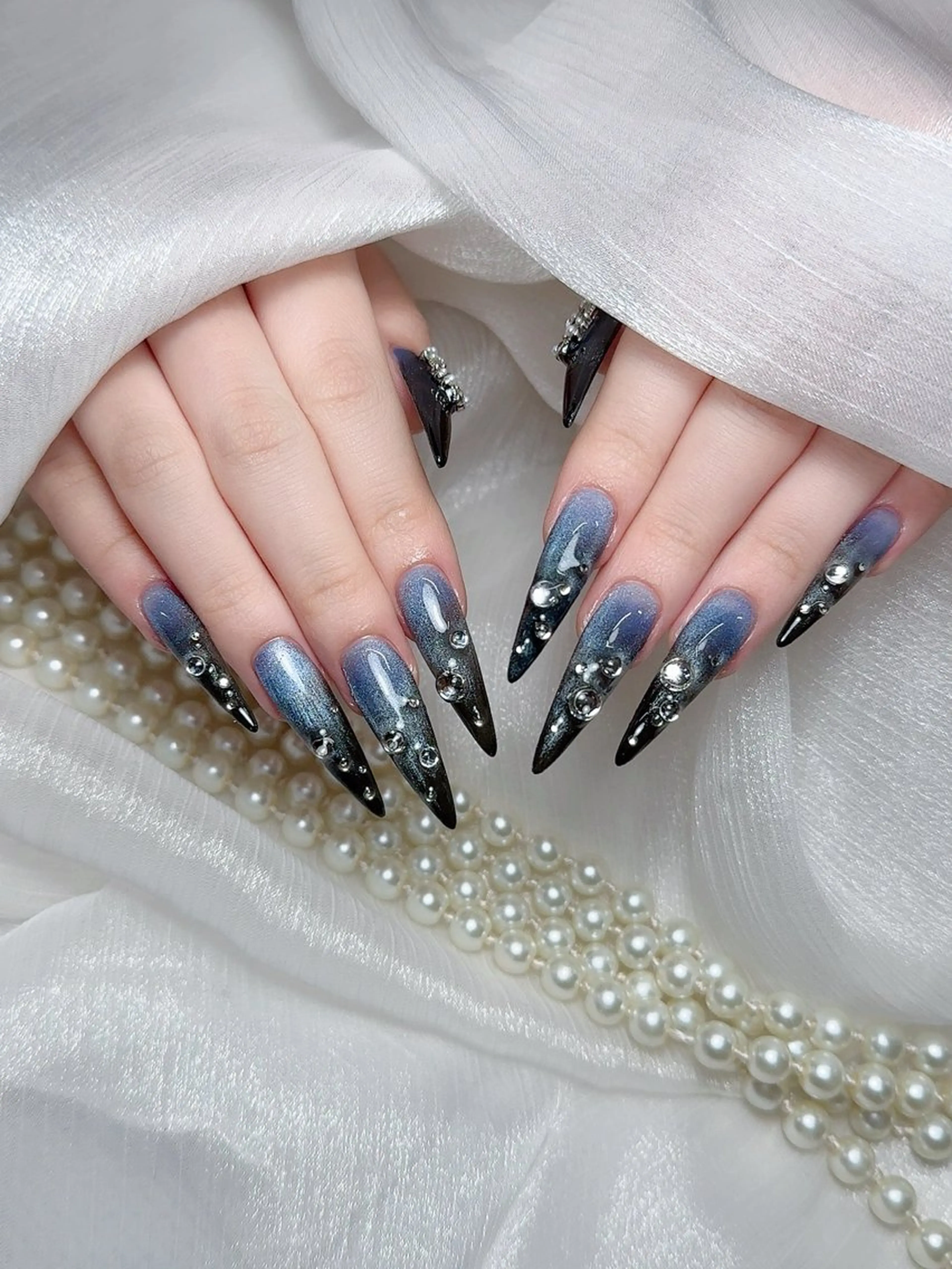 ネイル ハンドネイル ENsalon akiのネイルデザイン