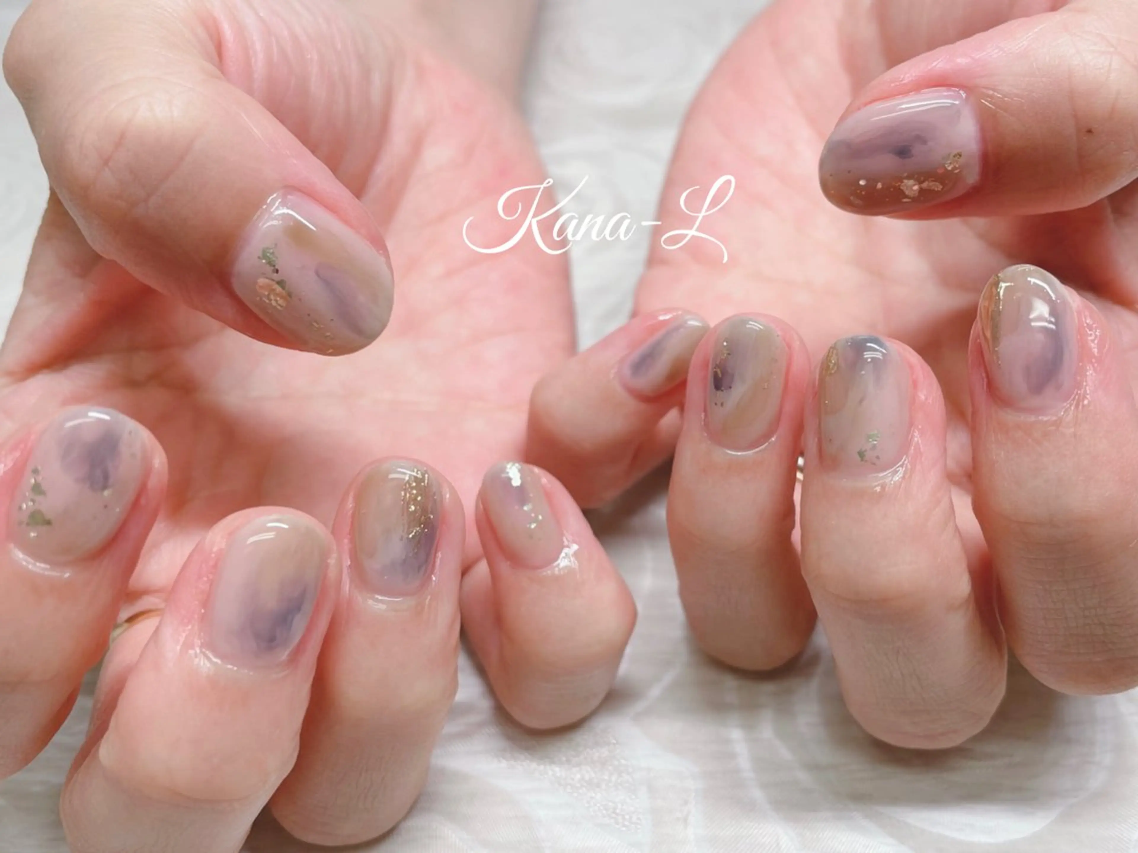 ネイル ブルー ジェルネイル キラキラネイル ニュアンスネイル パラジェル 芦辺 香奈のネイルデザイン