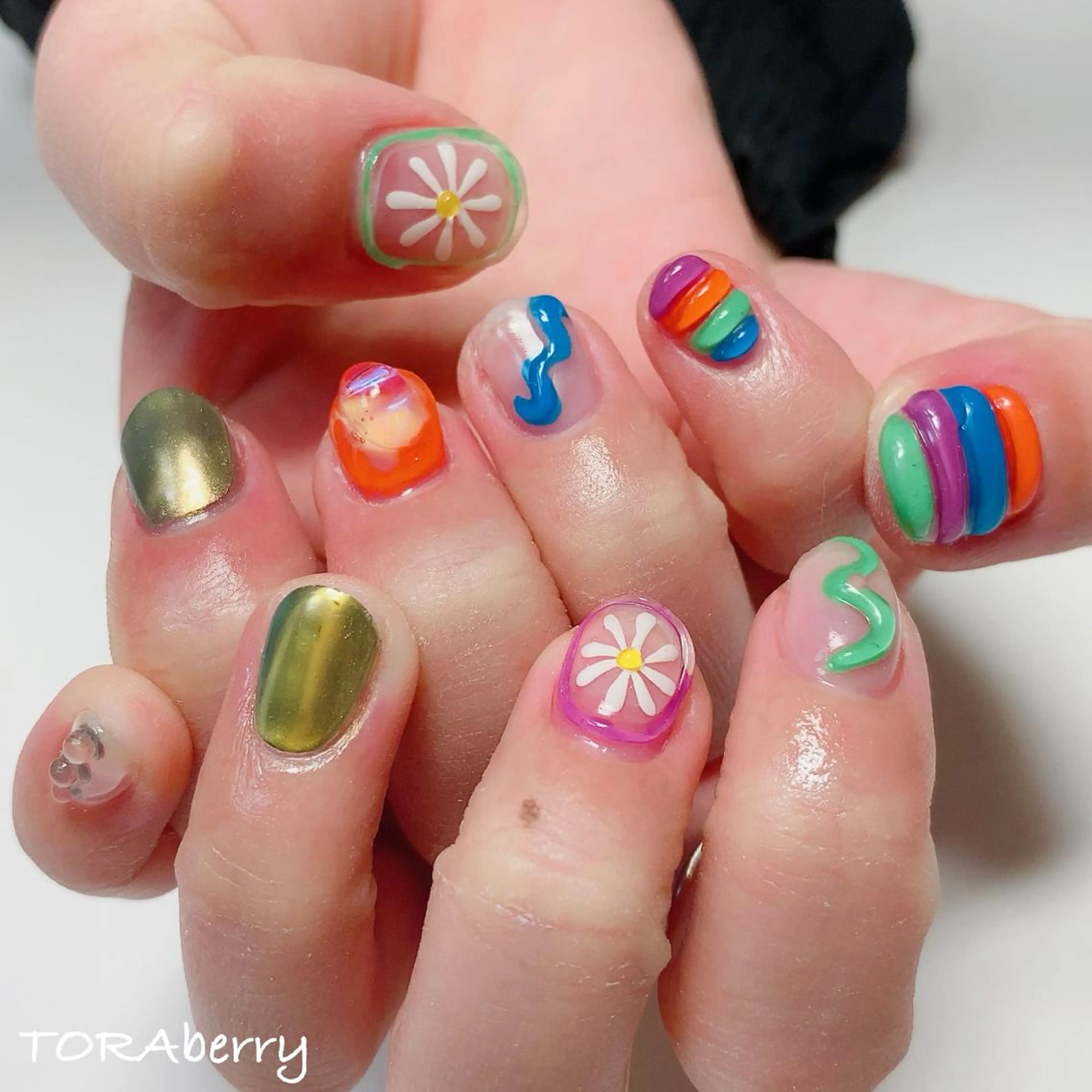 ネイル ハンドネイル ネイリスト なつみのネイルデザイン