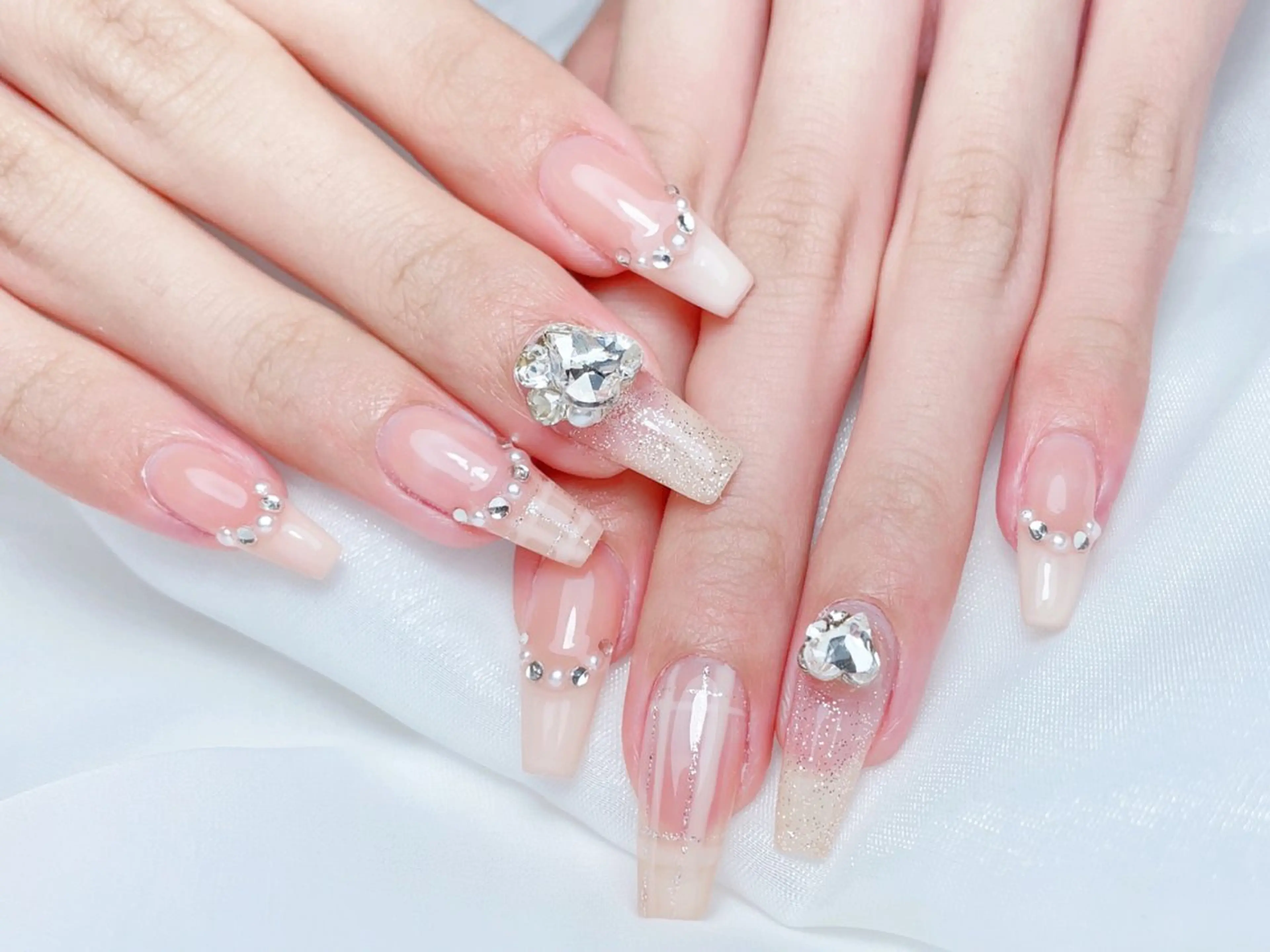 ネイル 🎀M nails✨ ビューティーのネイルデザイン