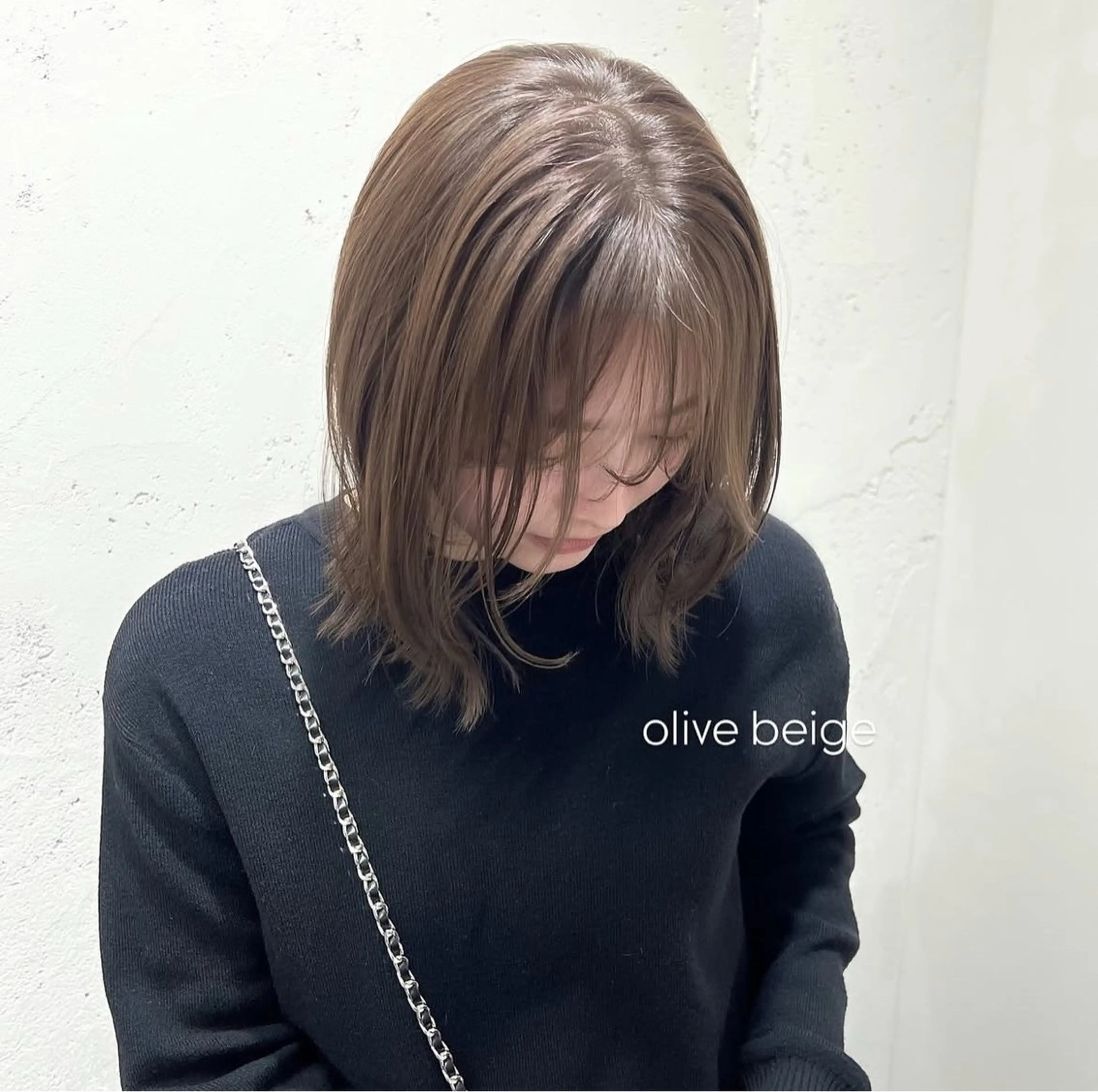 ミディアム カラー ベージュカラー オリーブベージュ EMANON梅田店所属・前川 朋香のヘアスタイル
